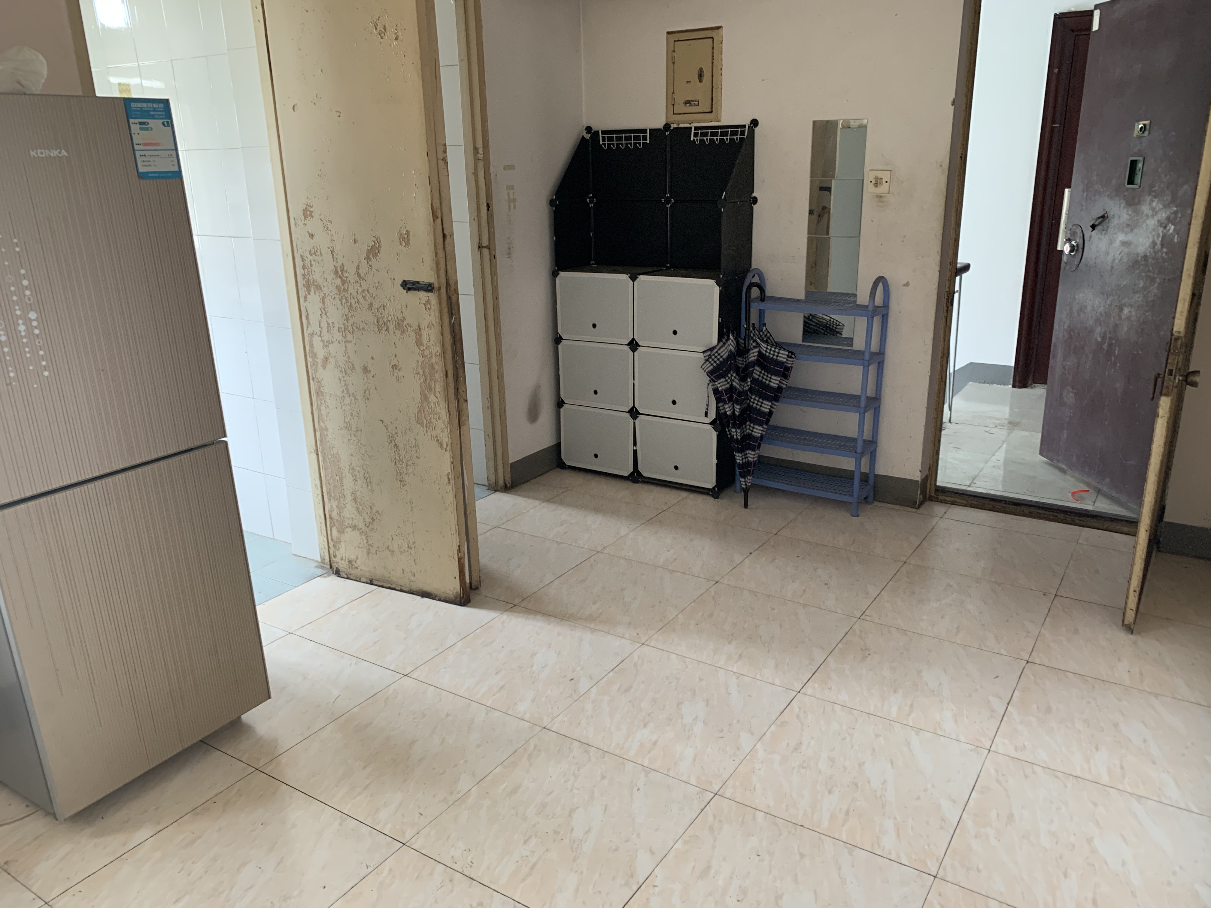 民主新村 3室1厅1卫 71m&sup2;