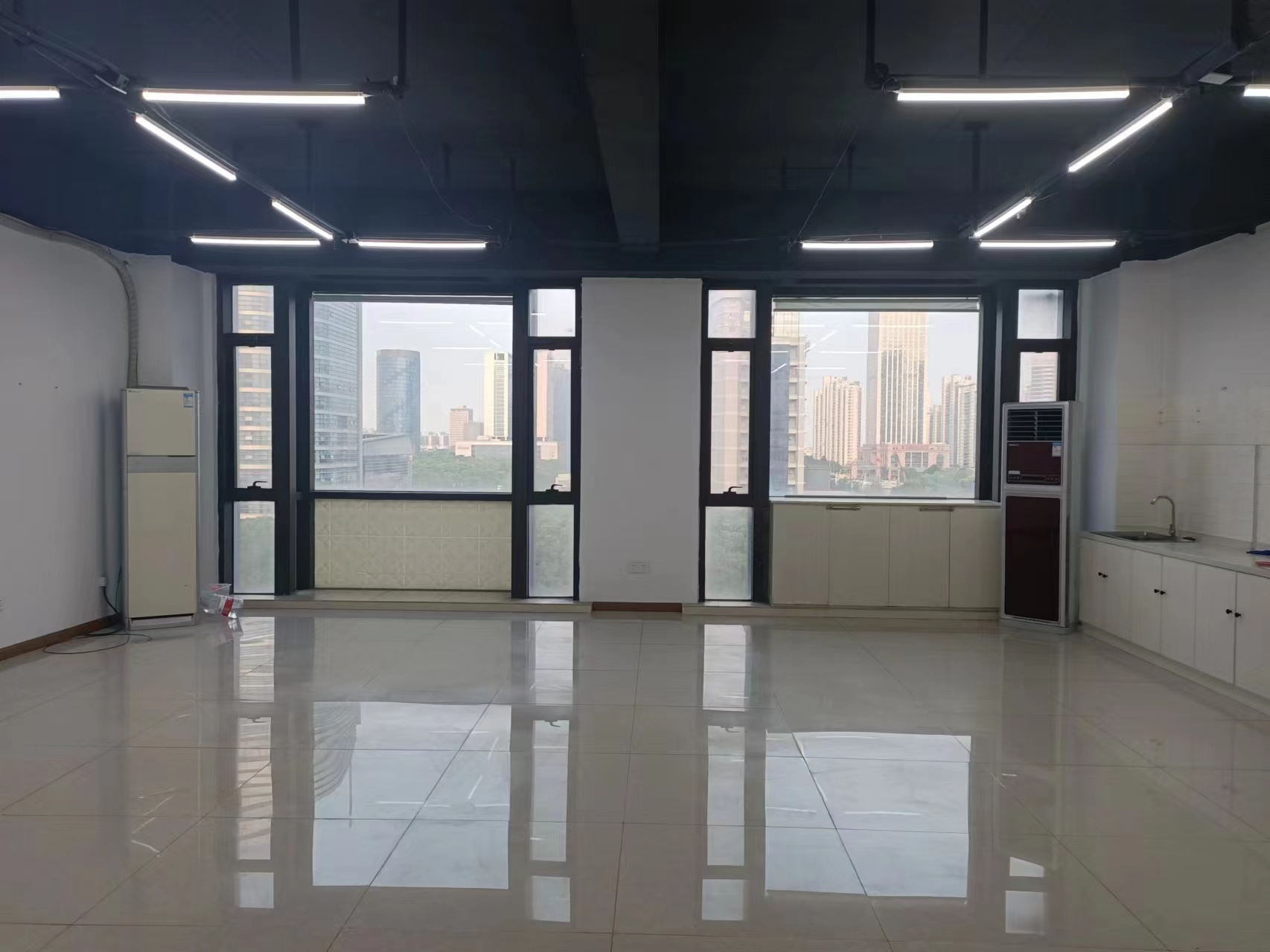 汇金国际 2室2厅1卫 110.00m&sup2;