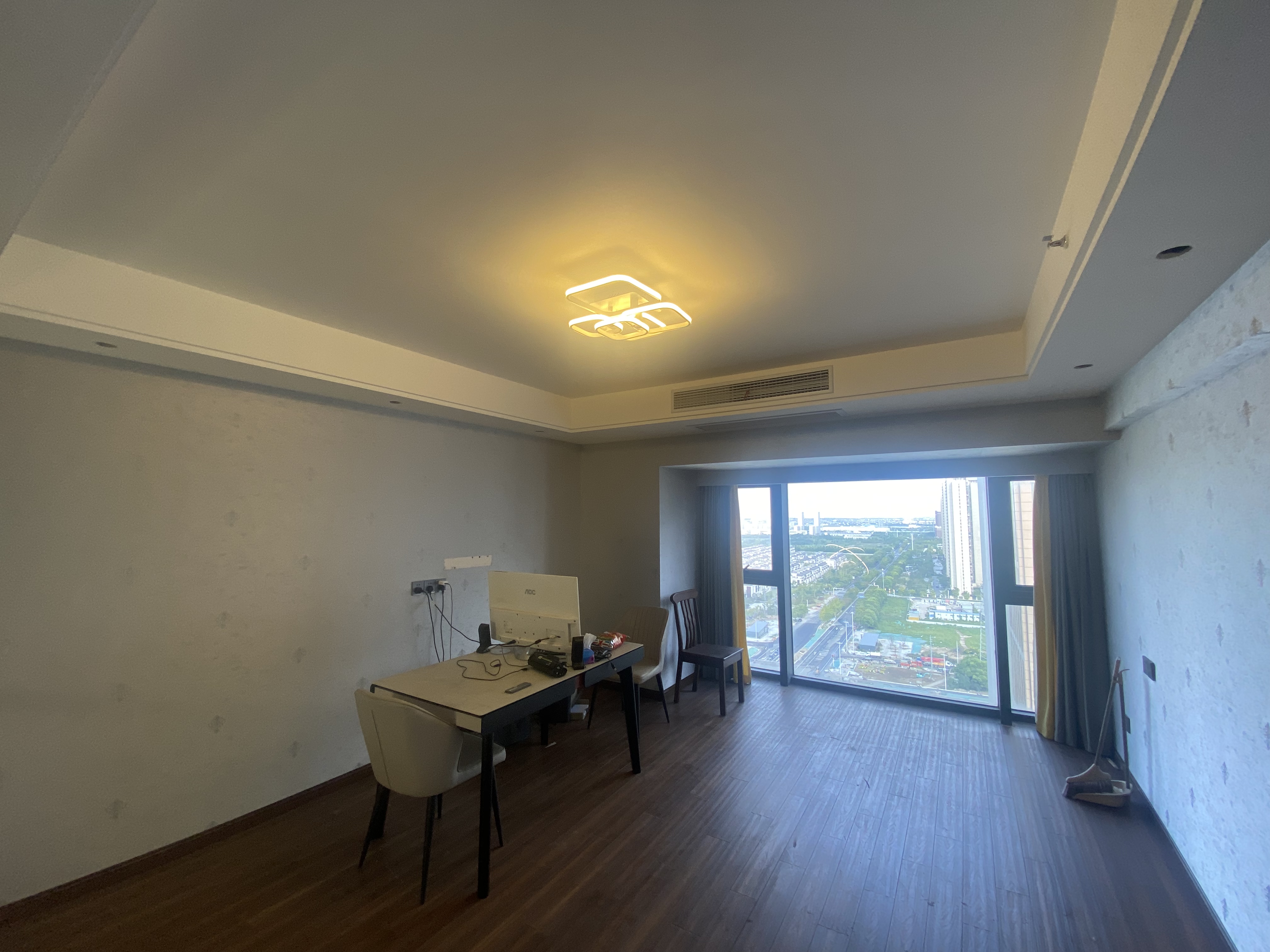 碧桂园云峯中心 2室2厅1卫 73m&sup2;