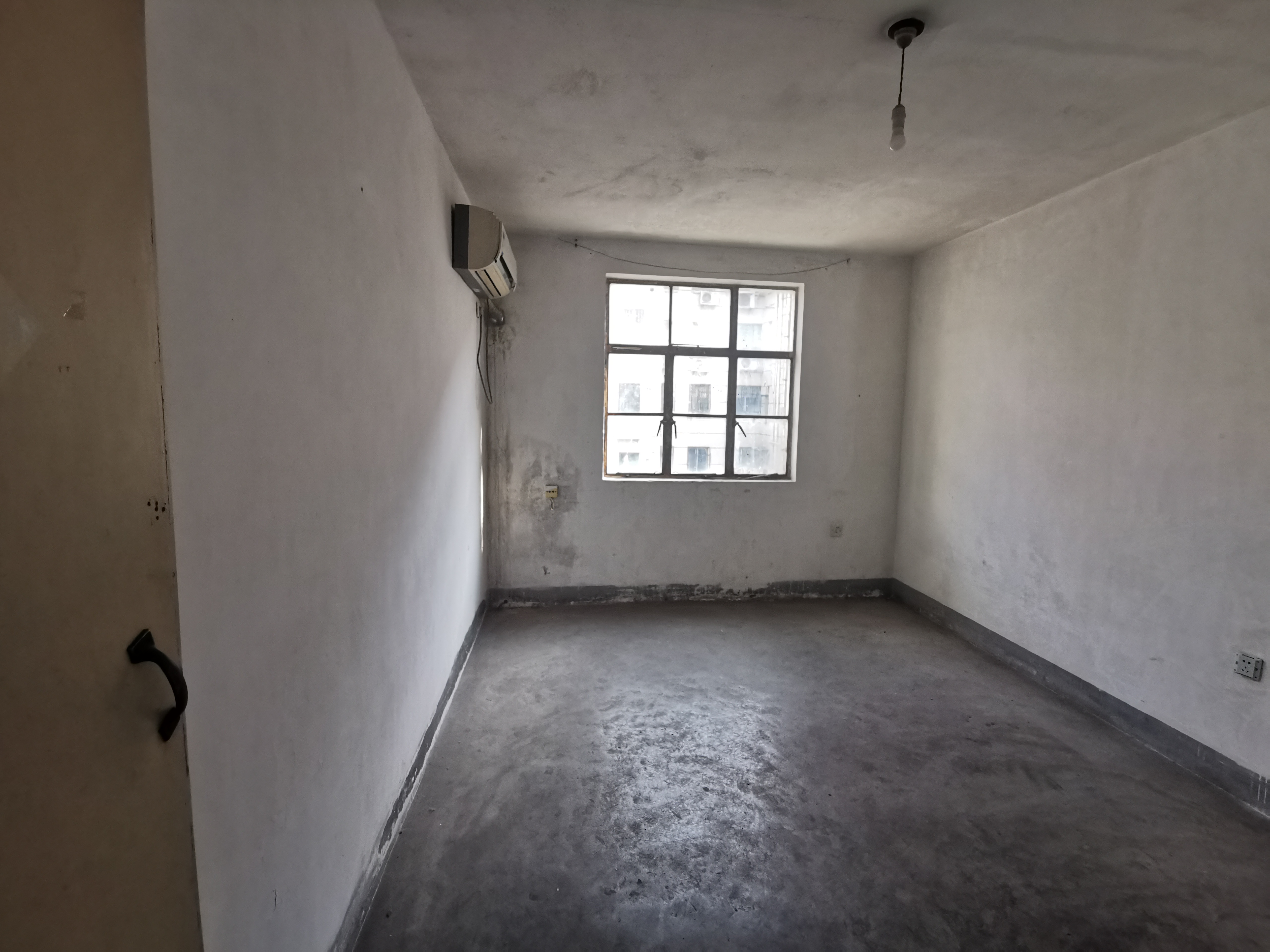 光明南村 2室1厅1卫 65m&sup2;