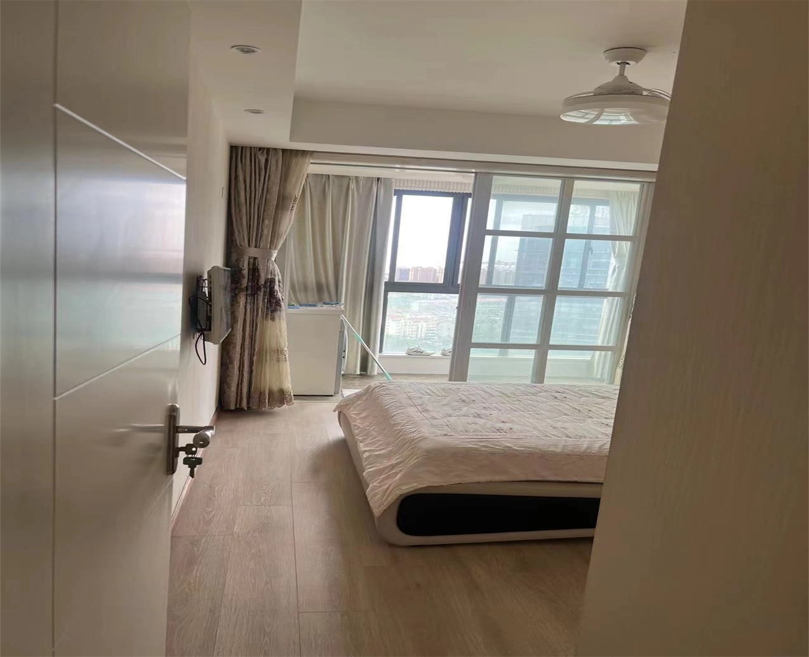 裕豐廣場 1室2厅1卫 92.31m&sup2;
