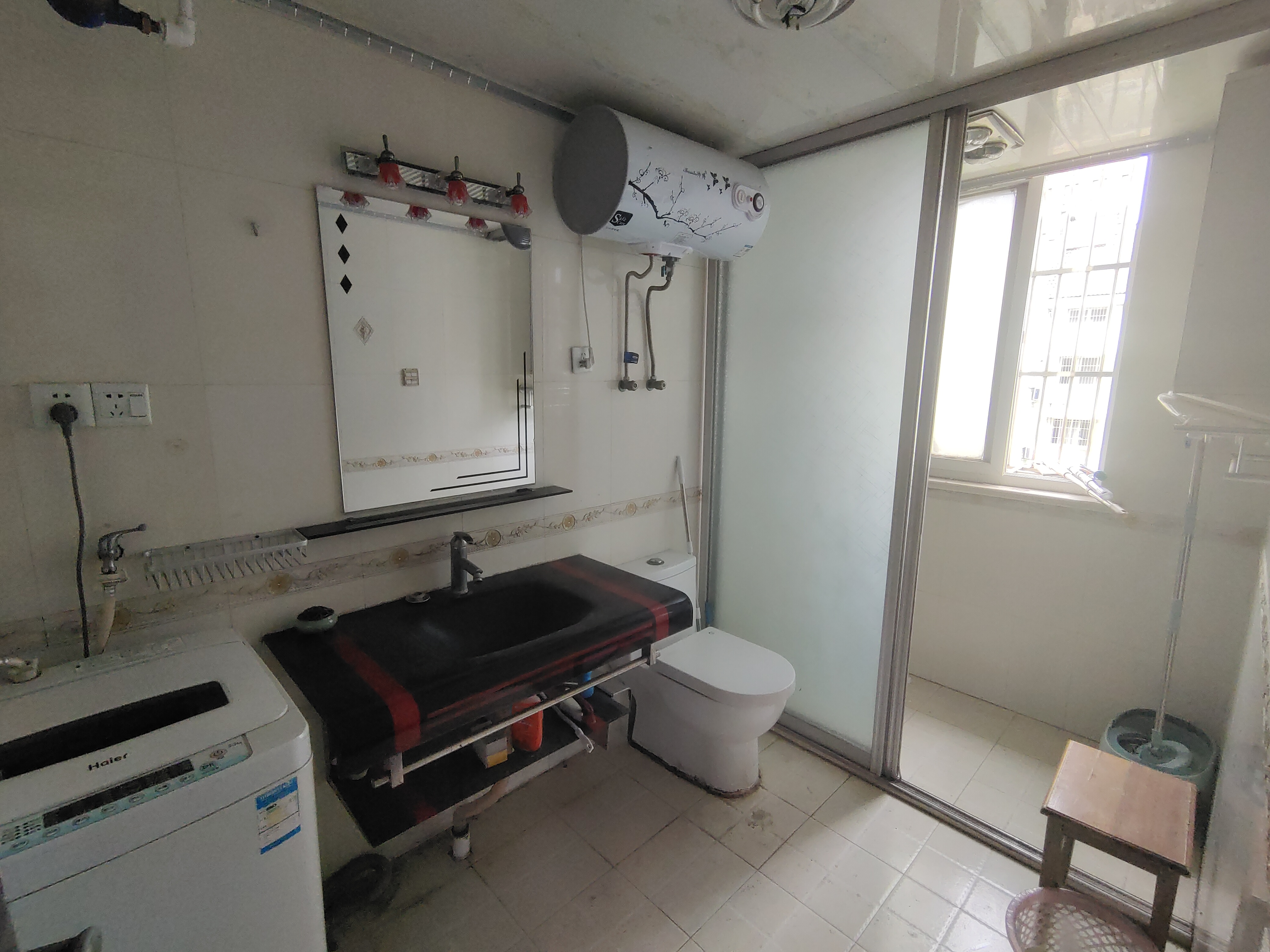 怡园新邸 2室1厅1卫 95m&sup2;