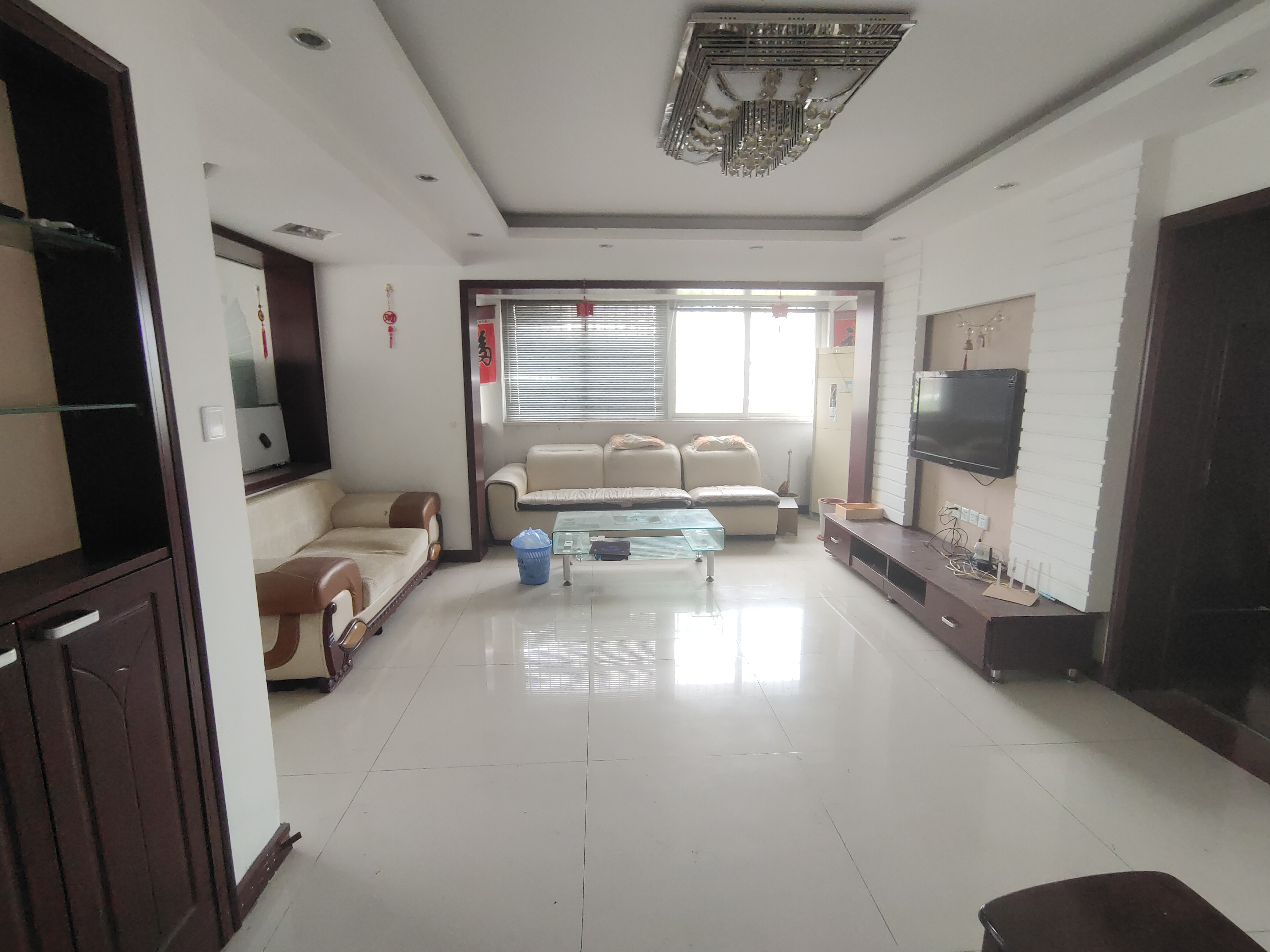 怡园新邸 2室1厅1卫 95m²