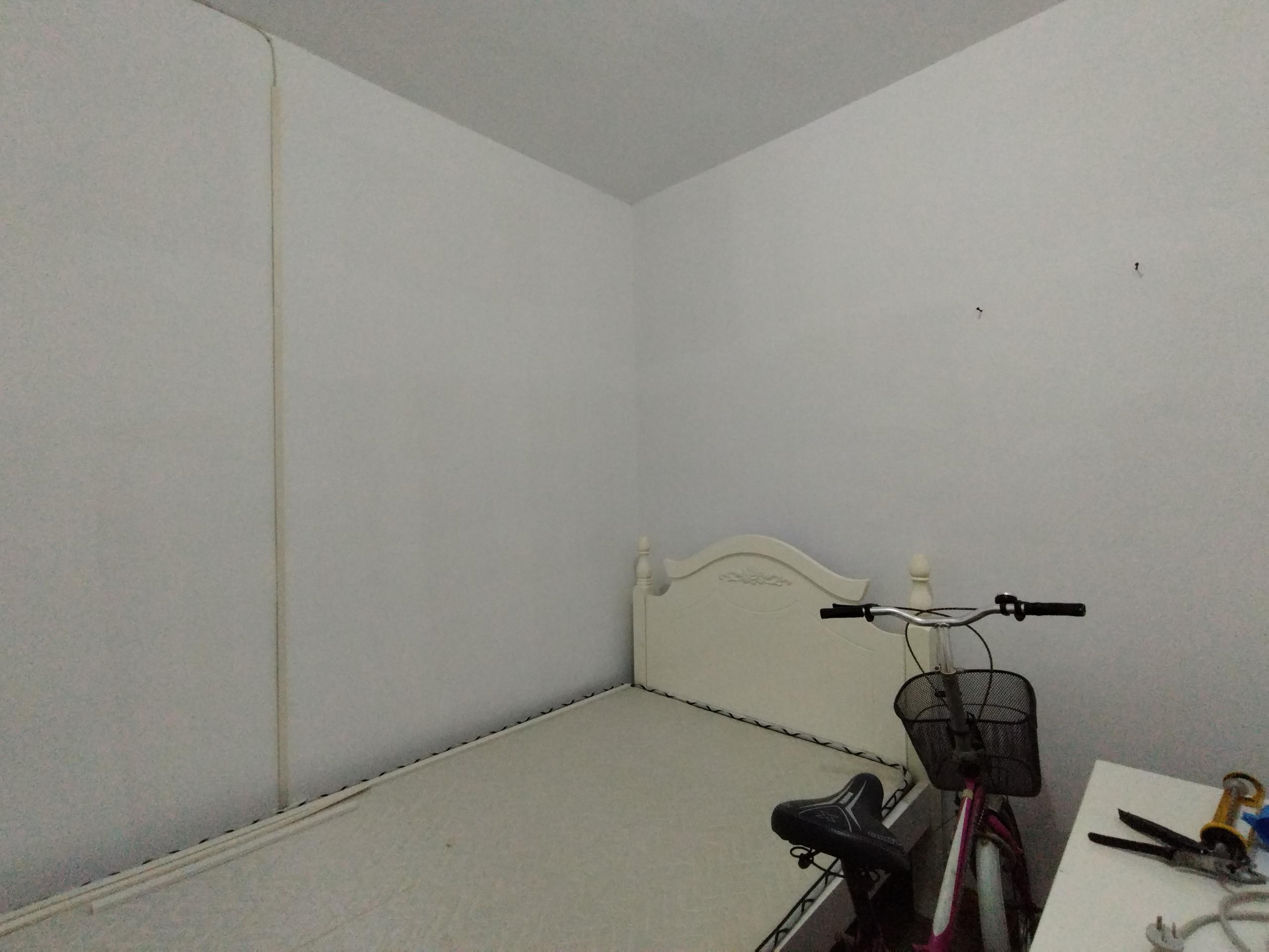 秦灶新村南区 5室1厅2卫 140.00m&sup2;