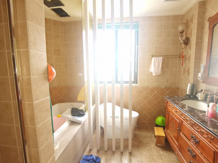 南通壹城水清木华 5室3厅3卫 230.13m&sup2;
