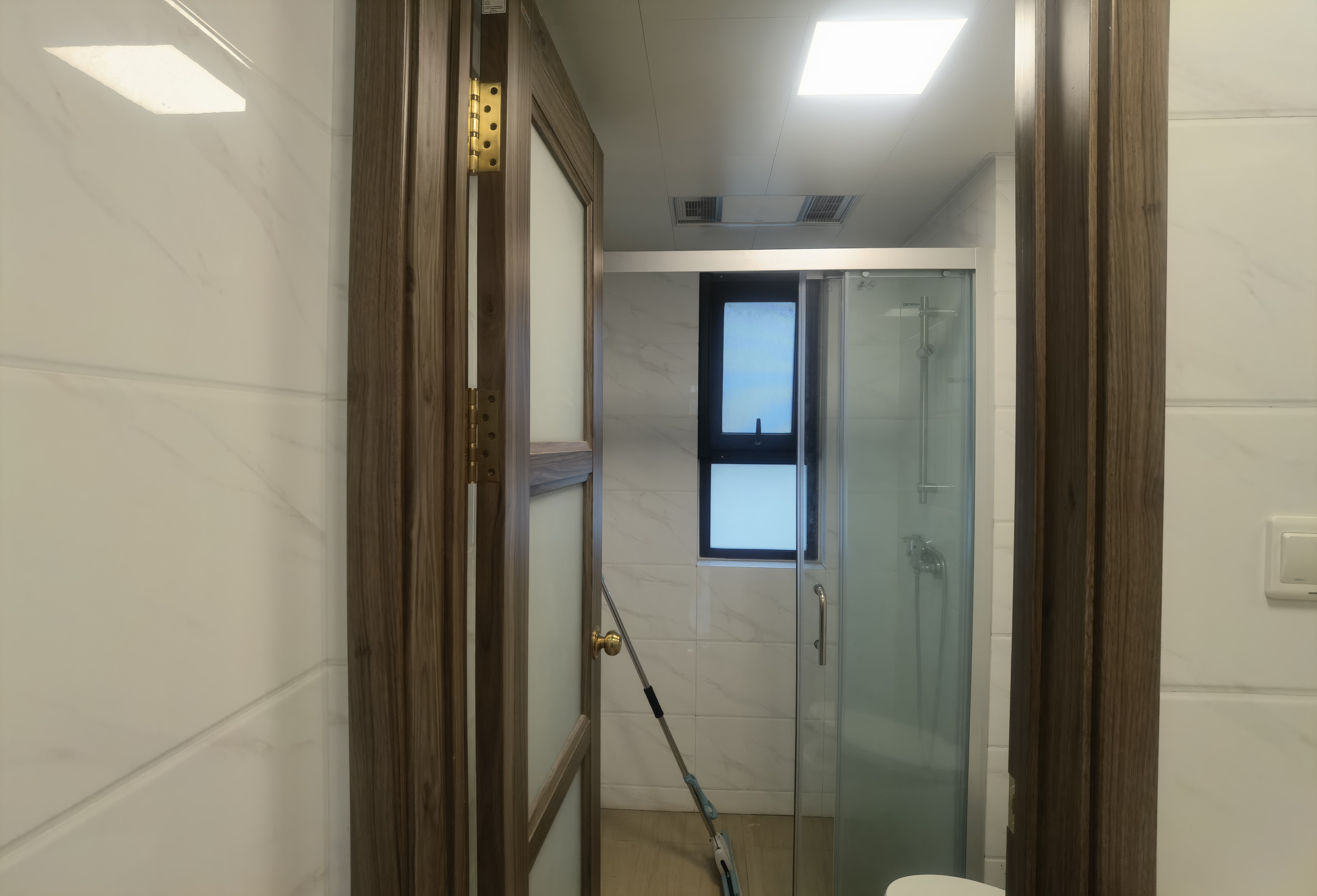 碧桂园时代悦城 3室2厅2卫 142m&sup2;