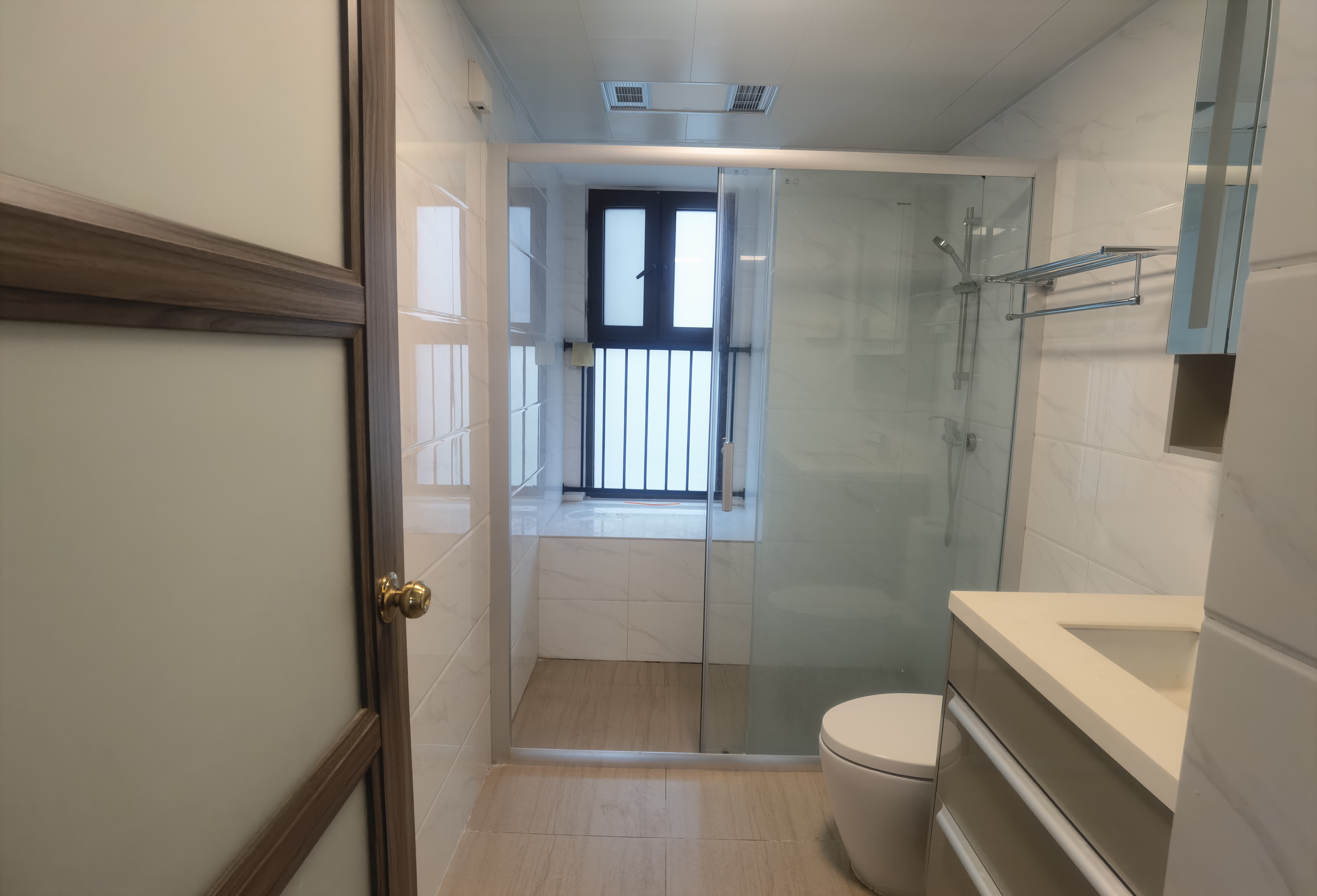 碧桂园时代悦城 3室2厅2卫 142m&sup2;