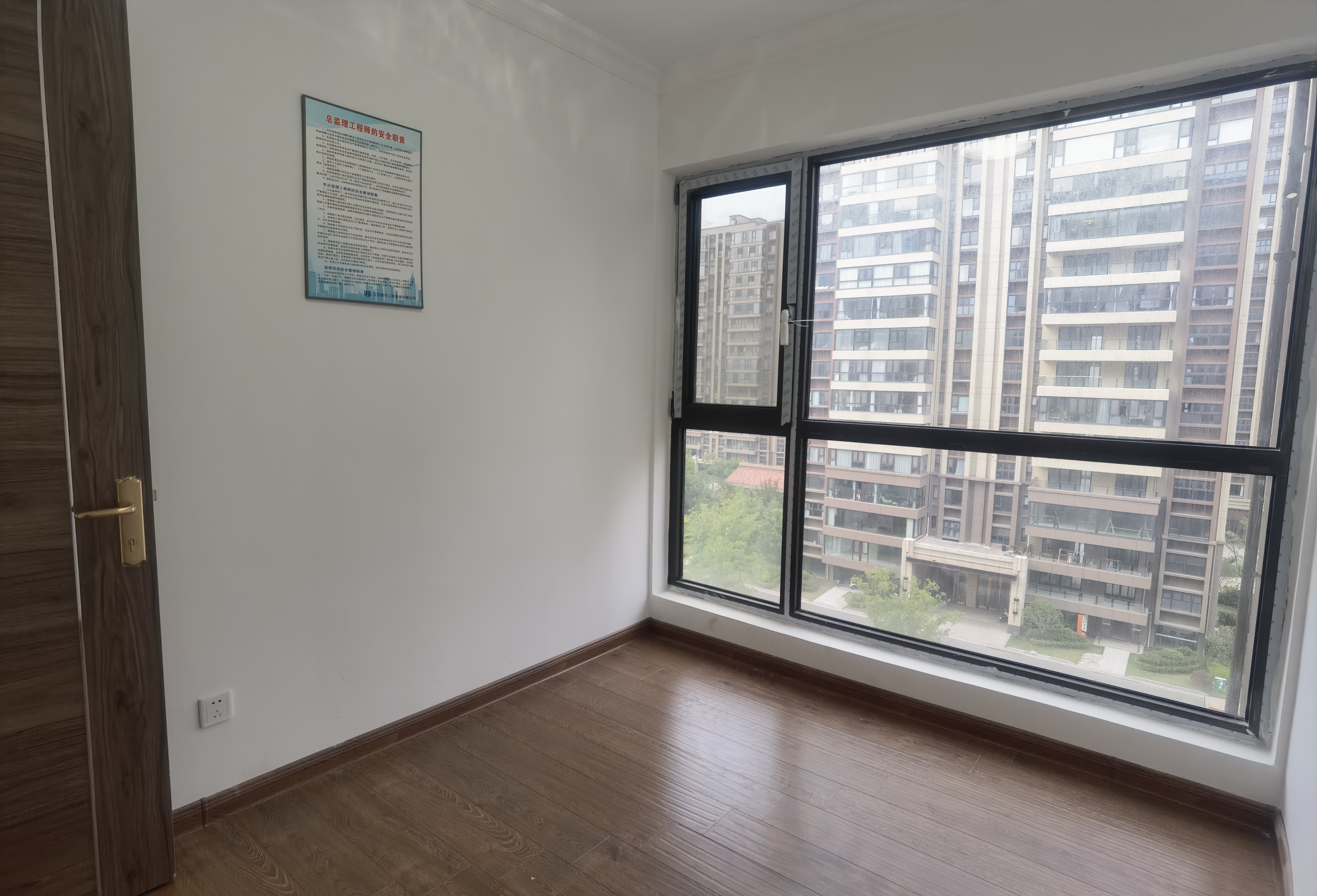 碧桂园时代悦城 3室2厅2卫 142m&sup2;