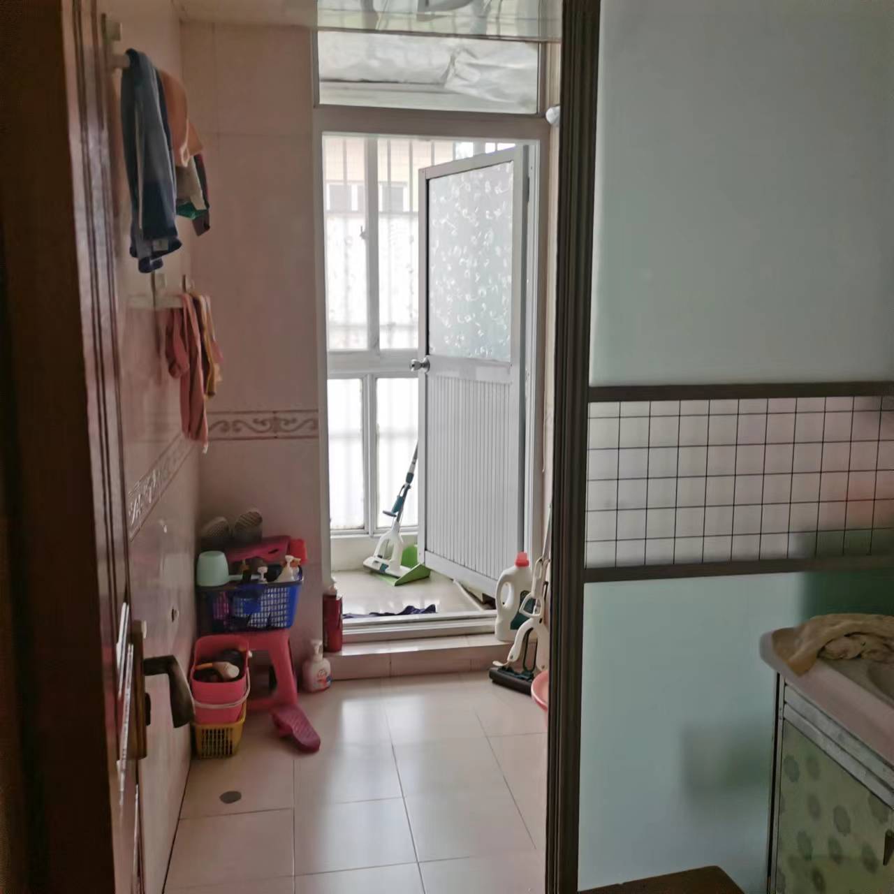 锦绣花园 3室2厅1卫 120m&sup2;