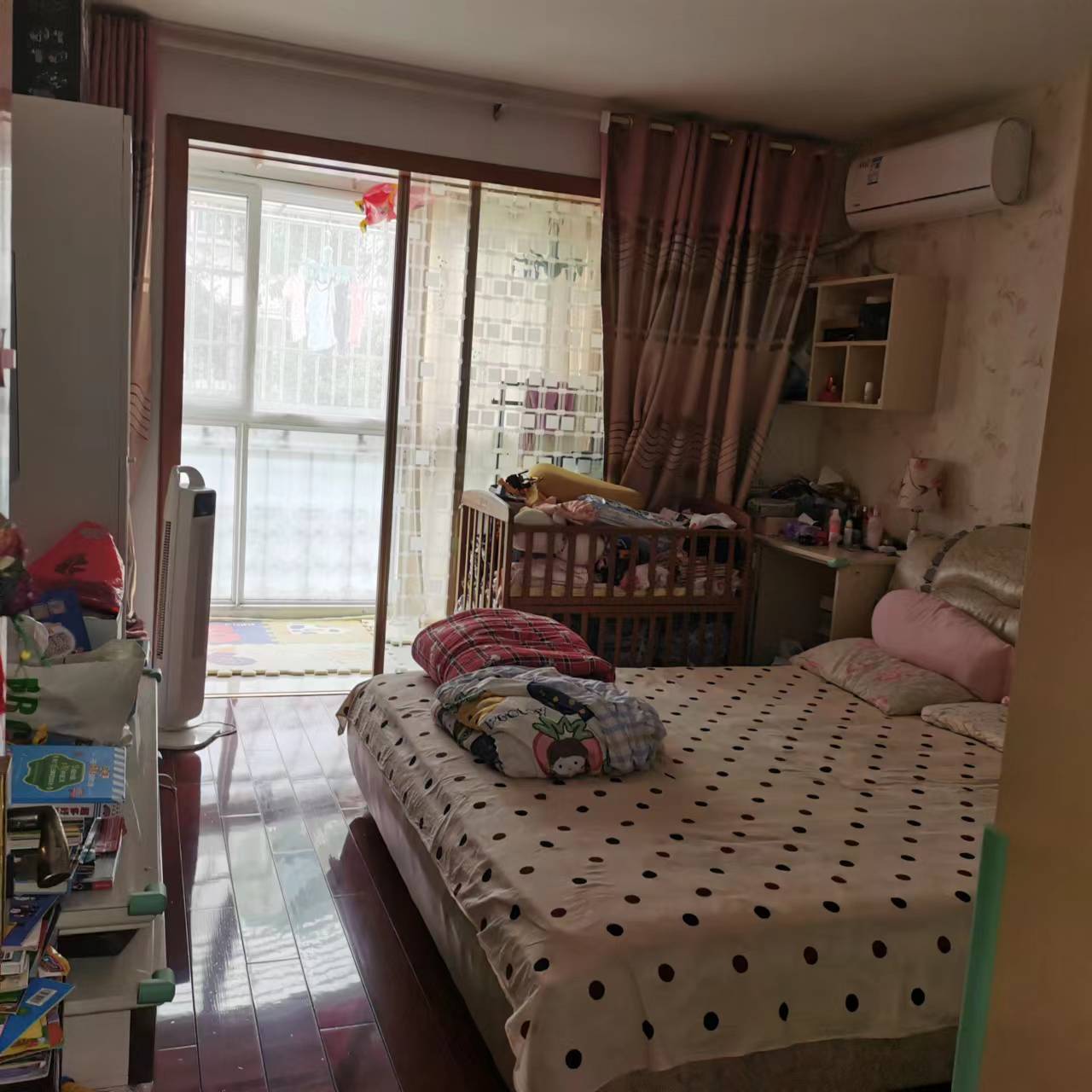 锦绣花园 3室2厅1卫 120m&sup2;