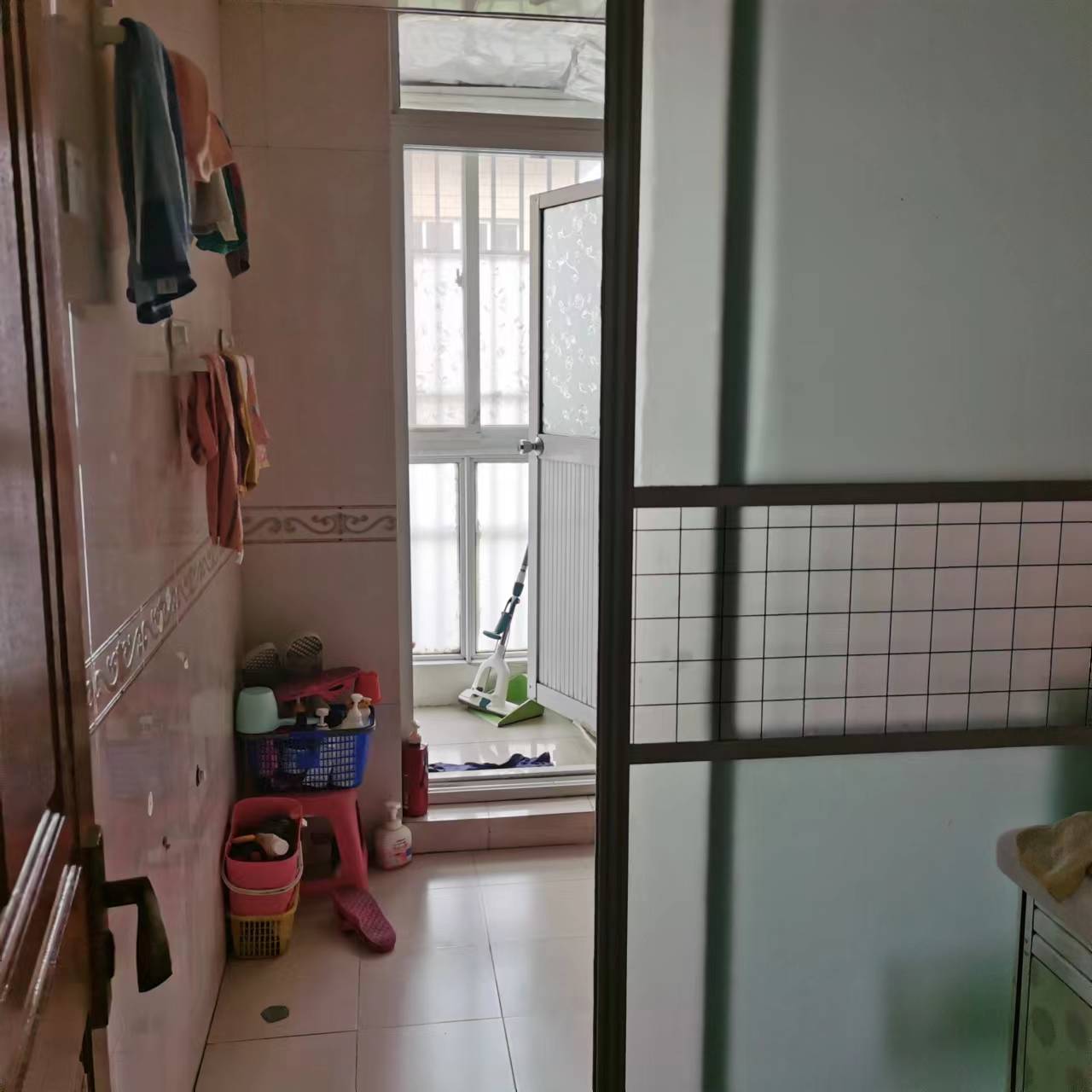 锦绣花园 3室2厅1卫 120m&sup2;