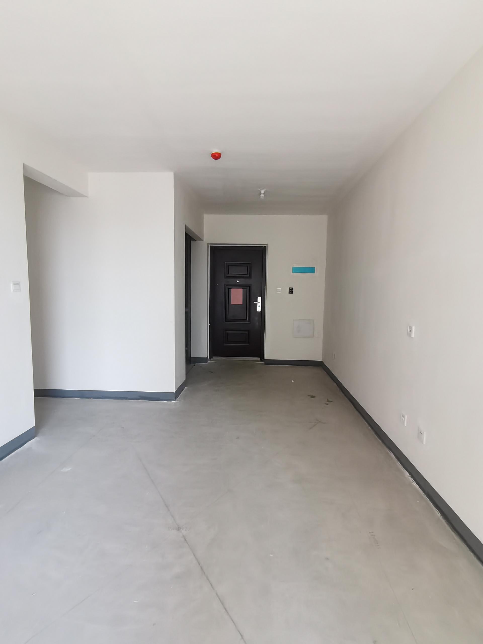 绿地新里城 3室2厅1卫 90m²