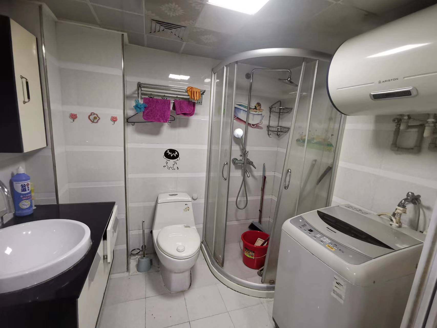 鸿运大厦 2室1厅1卫 69.5m&sup2;