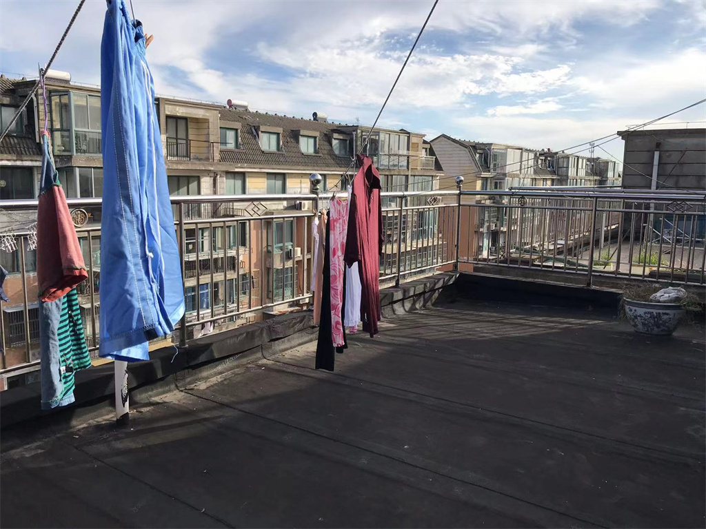 青青家园 4室2厅3卫 202.00m&sup2;