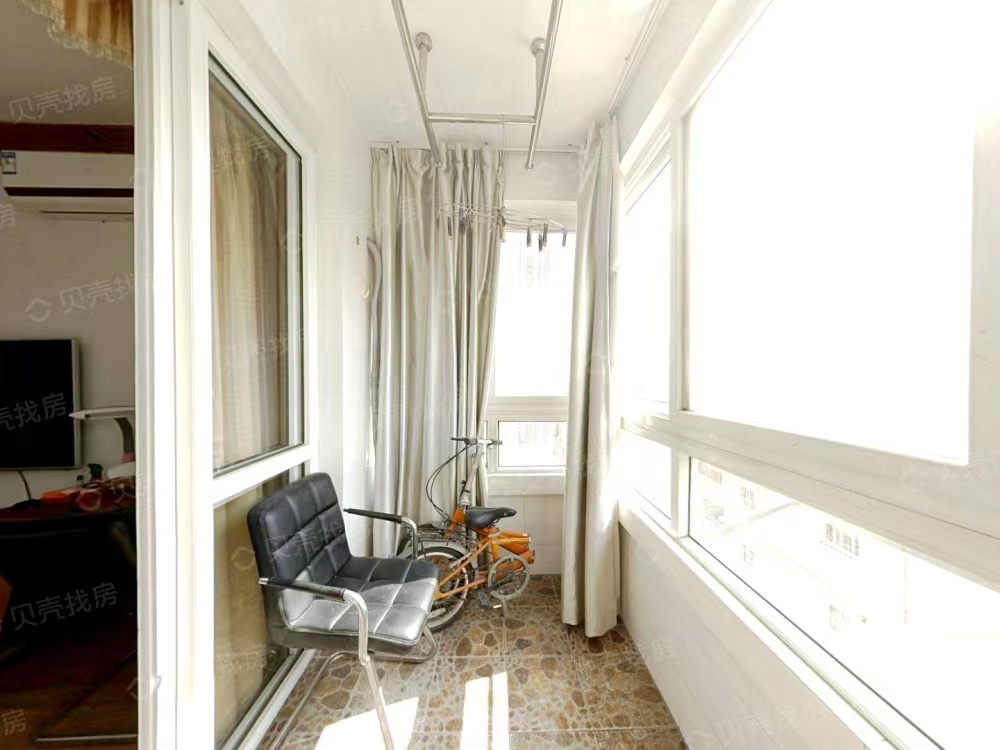 东方花苑 3室2厅1卫 118.00m&sup2;