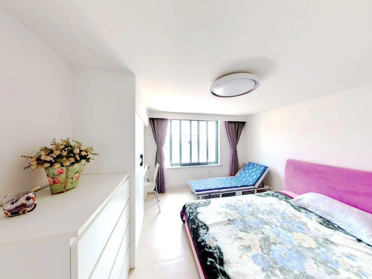 新城小区 5室2厅2卫 208.26m&sup2;