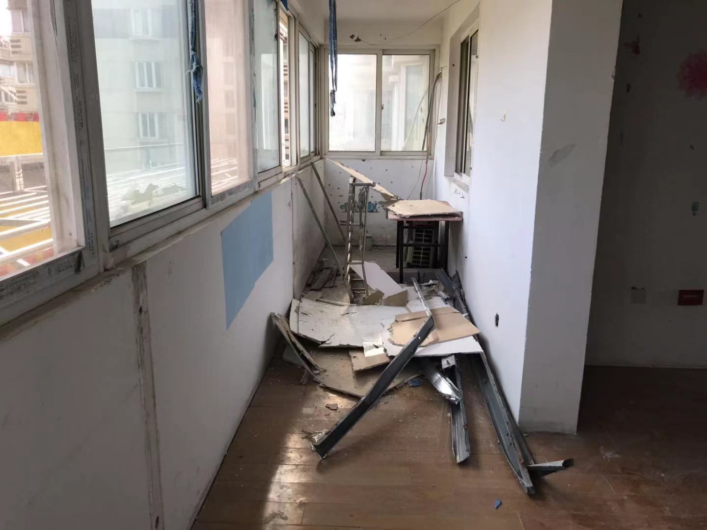 外滩小区 3室1厅1卫 131m&sup2;