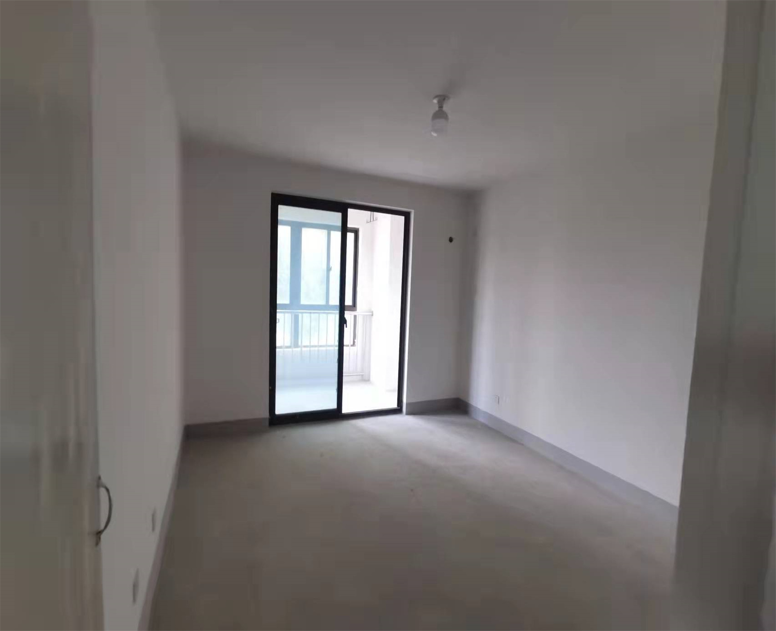 兴石花园 2室1厅1卫 85.00m&sup2;