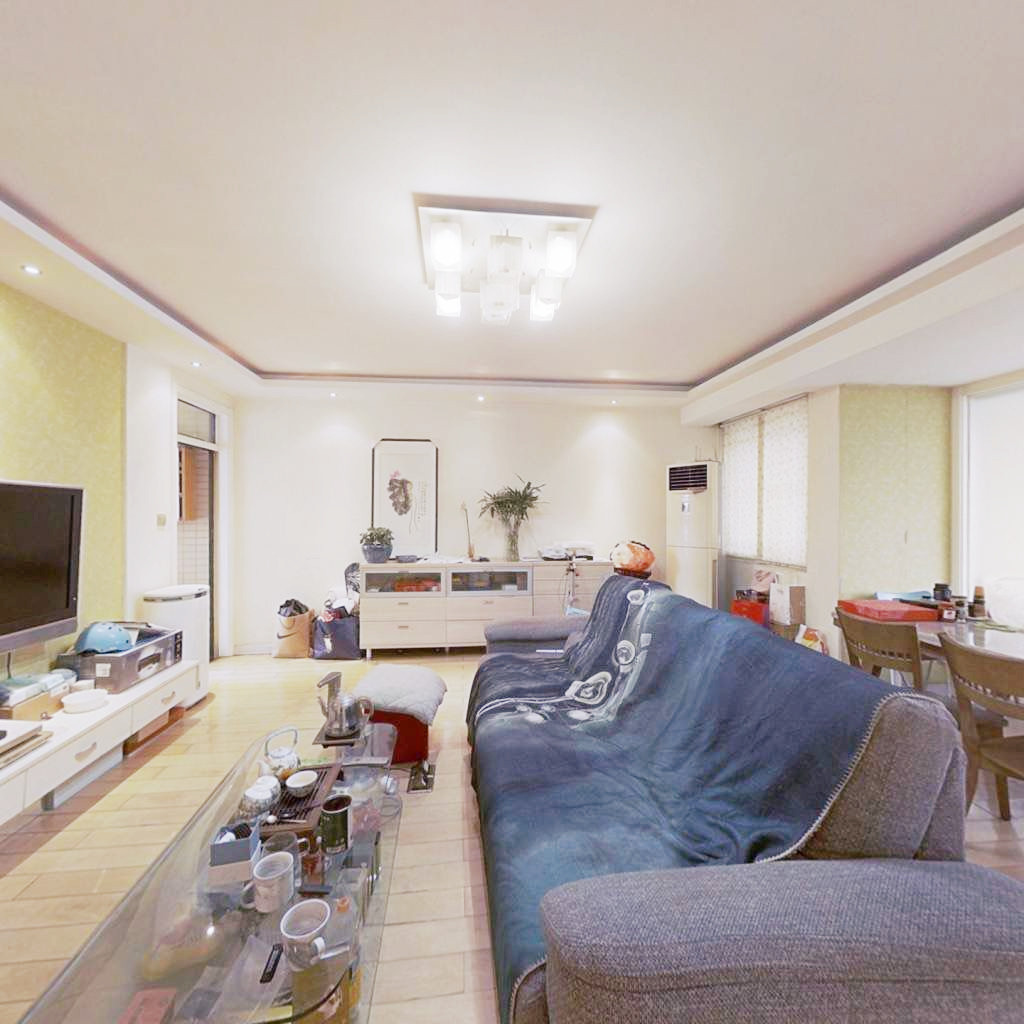 凤凰莱茵苑 3室2厅1卫 128m&sup2;