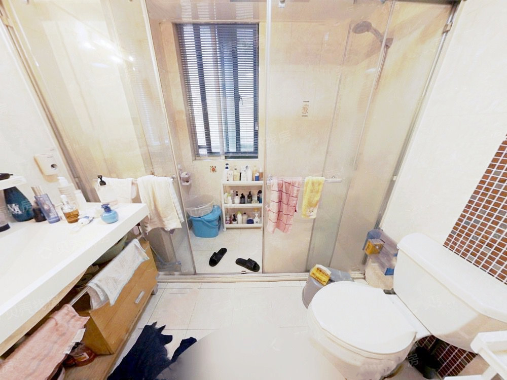 凤凰莱茵苑 3室2厅1卫 128m&sup2;