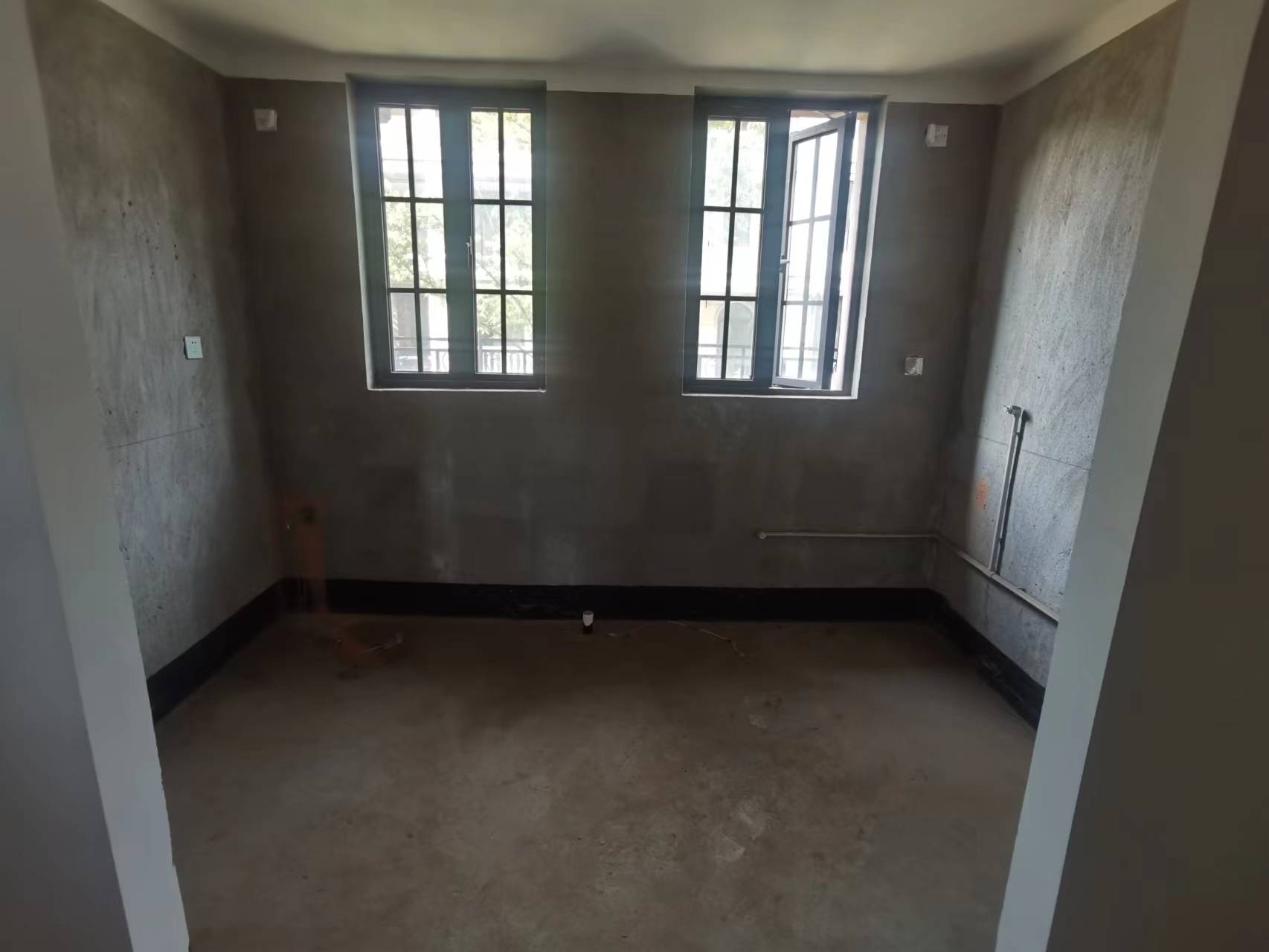 罗福宫 4室2厅3卫 273m&sup2;