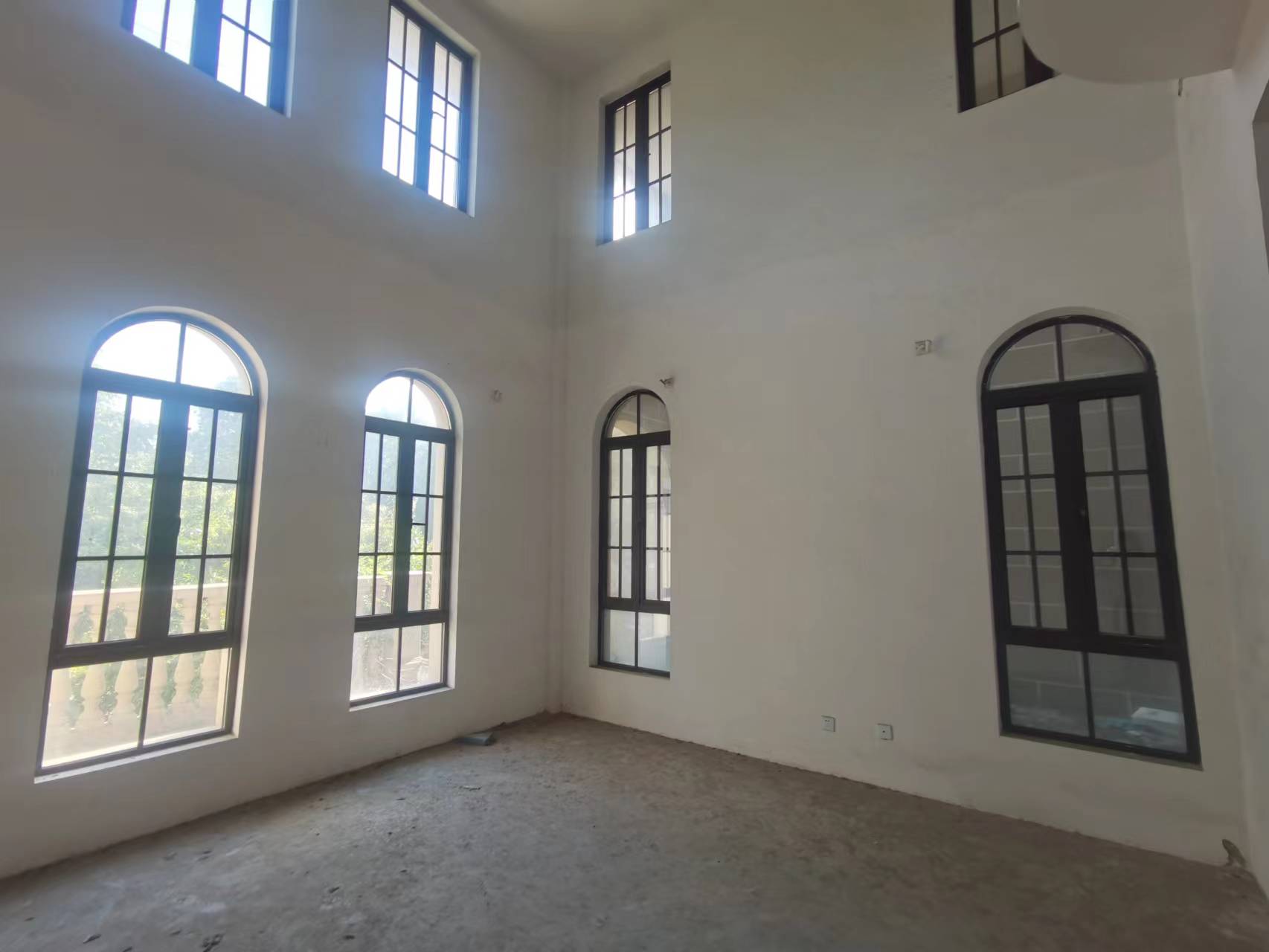 罗福宫 4室2厅3卫 273m&sup2;