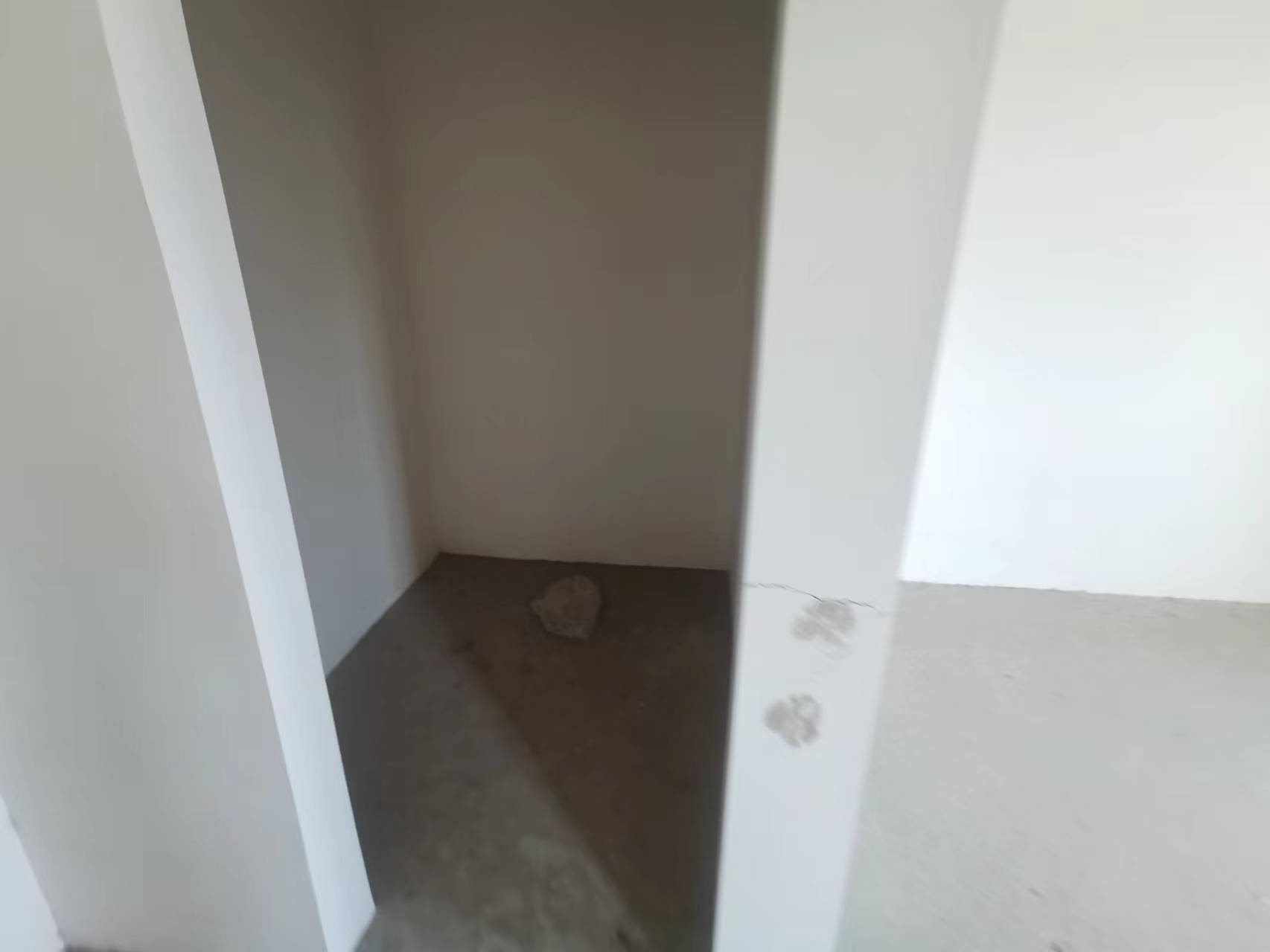 罗福宫 4室2厅3卫 273m&sup2;
