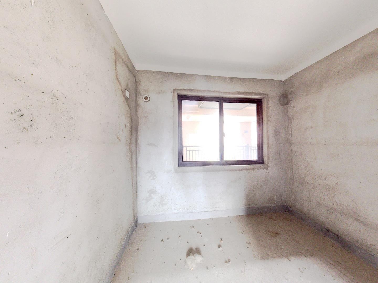 华强城四期 3室2厅2卫 128.00m&sup2;