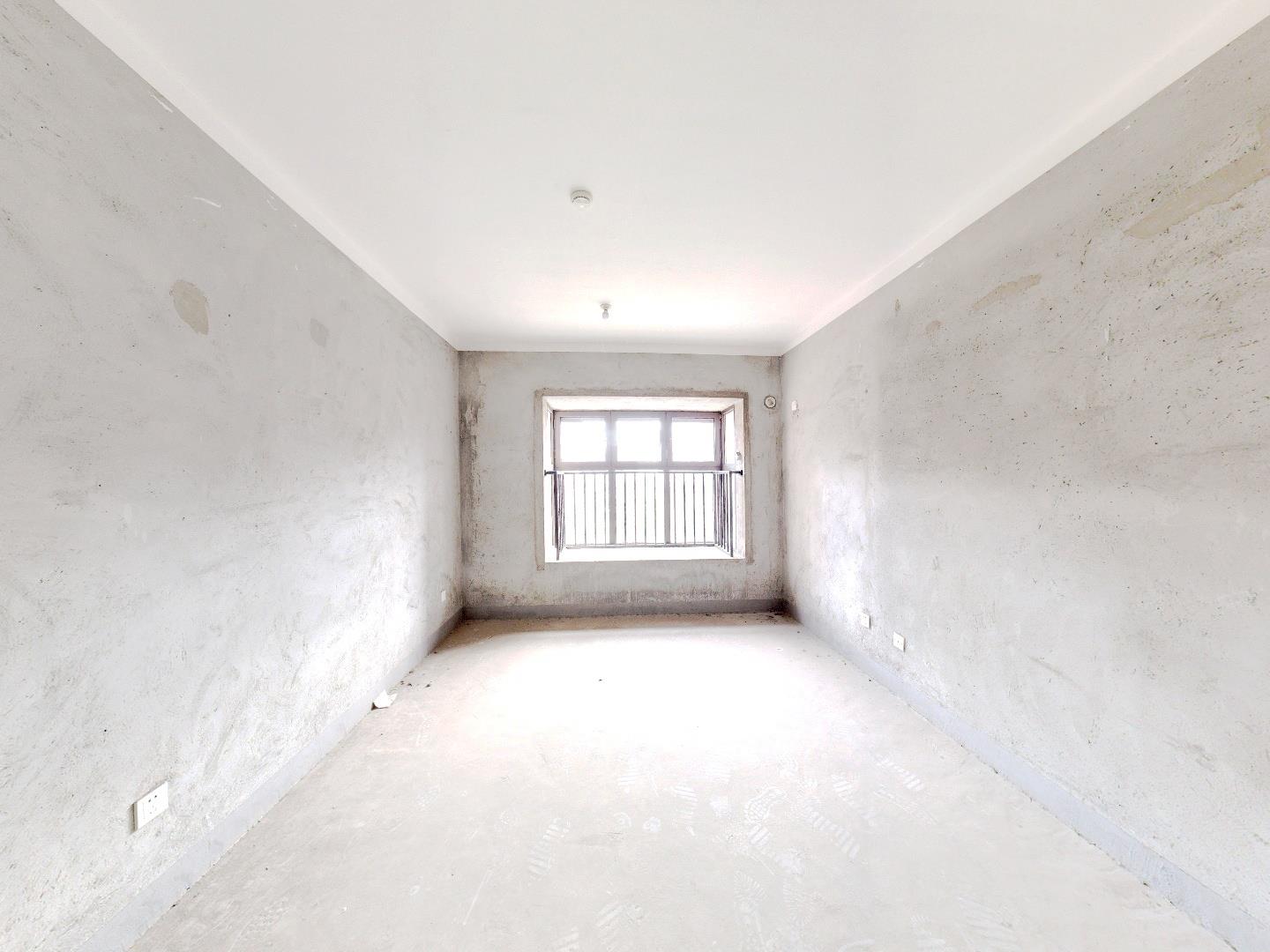 华强城四期 3室2厅2卫 128.00m&sup2;