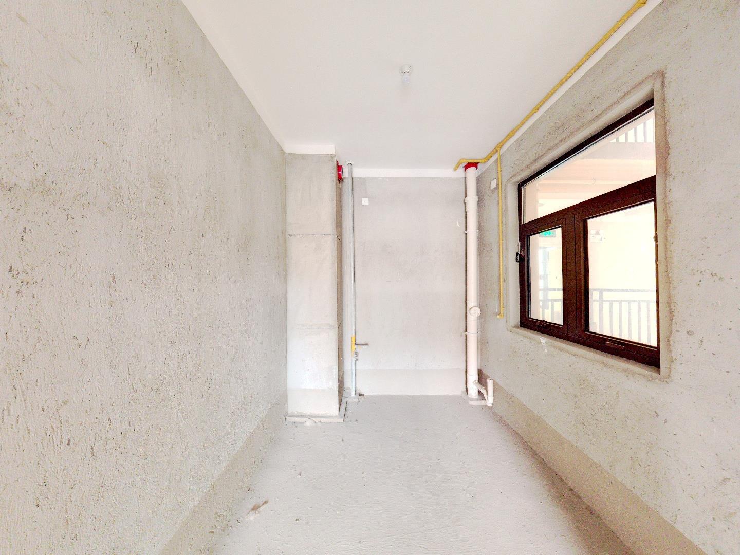 华强城四期 3室2厅2卫 128.00m&sup2;