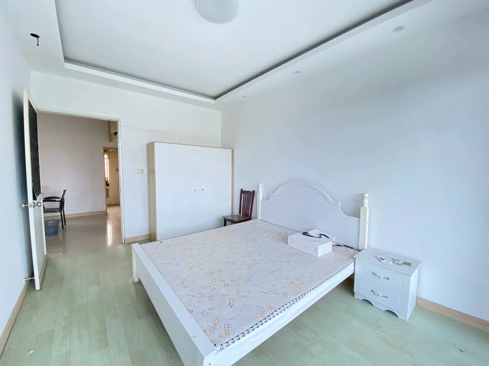 虹桥新村(朝霞路) 2室1厅1卫 66.7m&sup2;