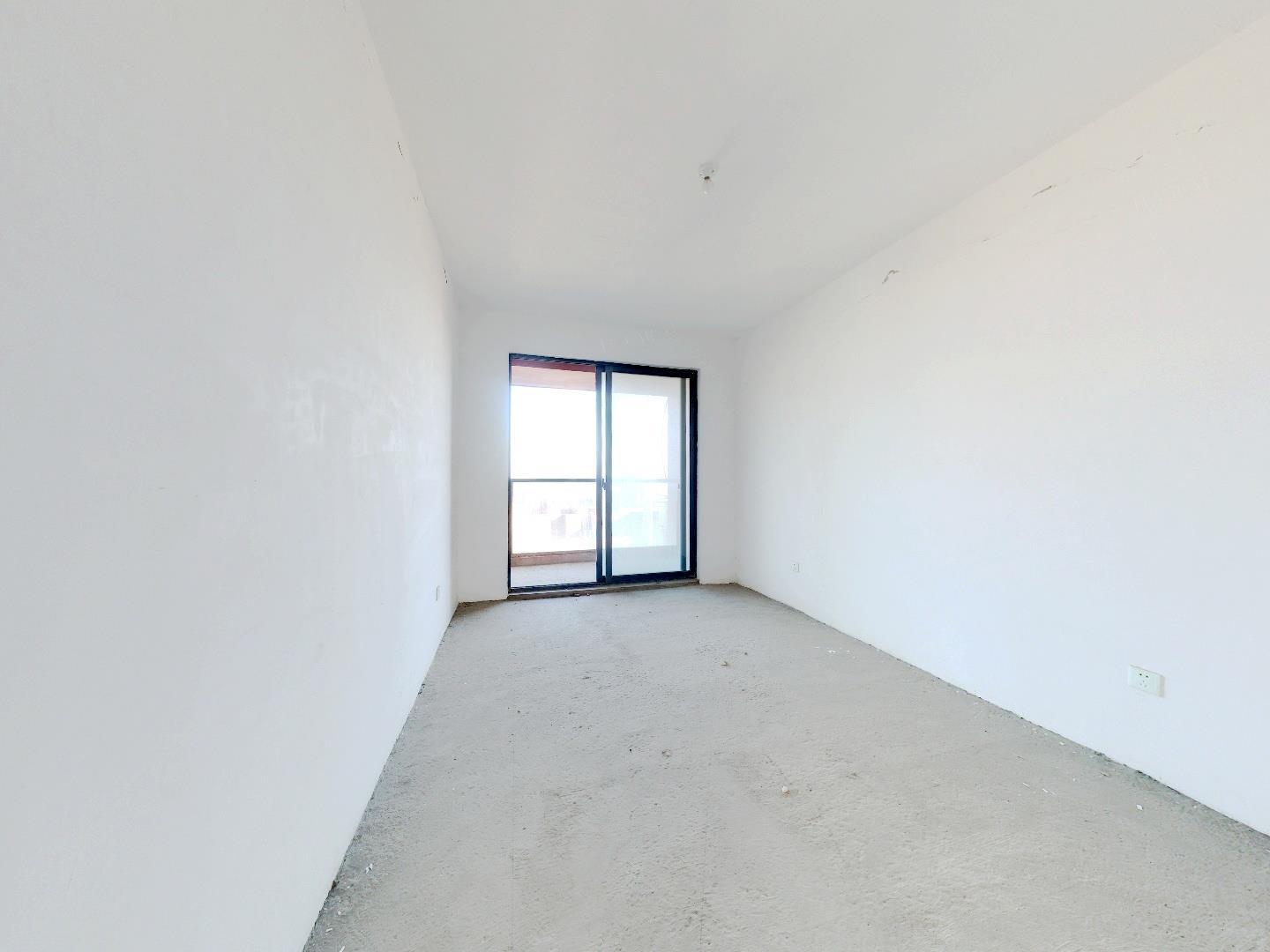 第九园 4室2厅2卫 142m&sup2;