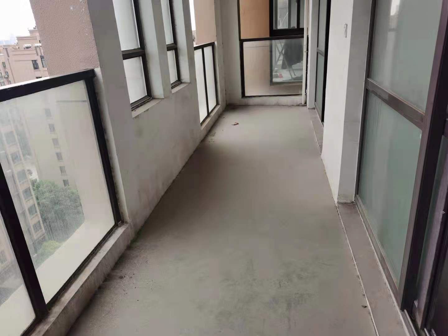 仁和景苑 3室2厅1卫 104.7m&sup2;