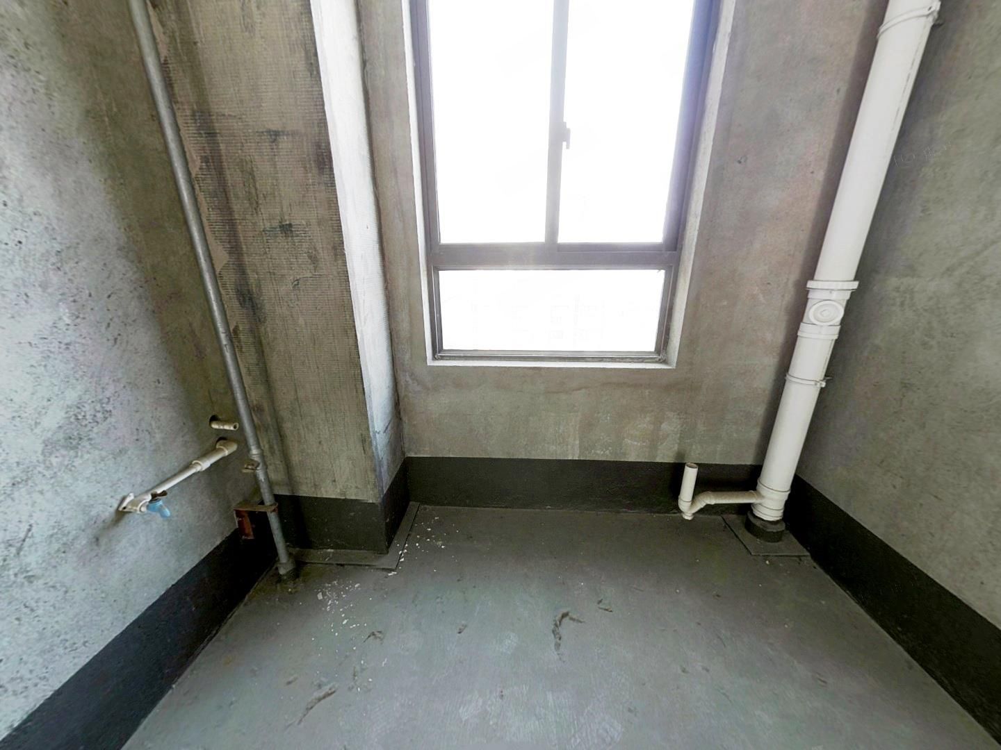 仁和景苑 3室2厅1卫 124m&sup2;