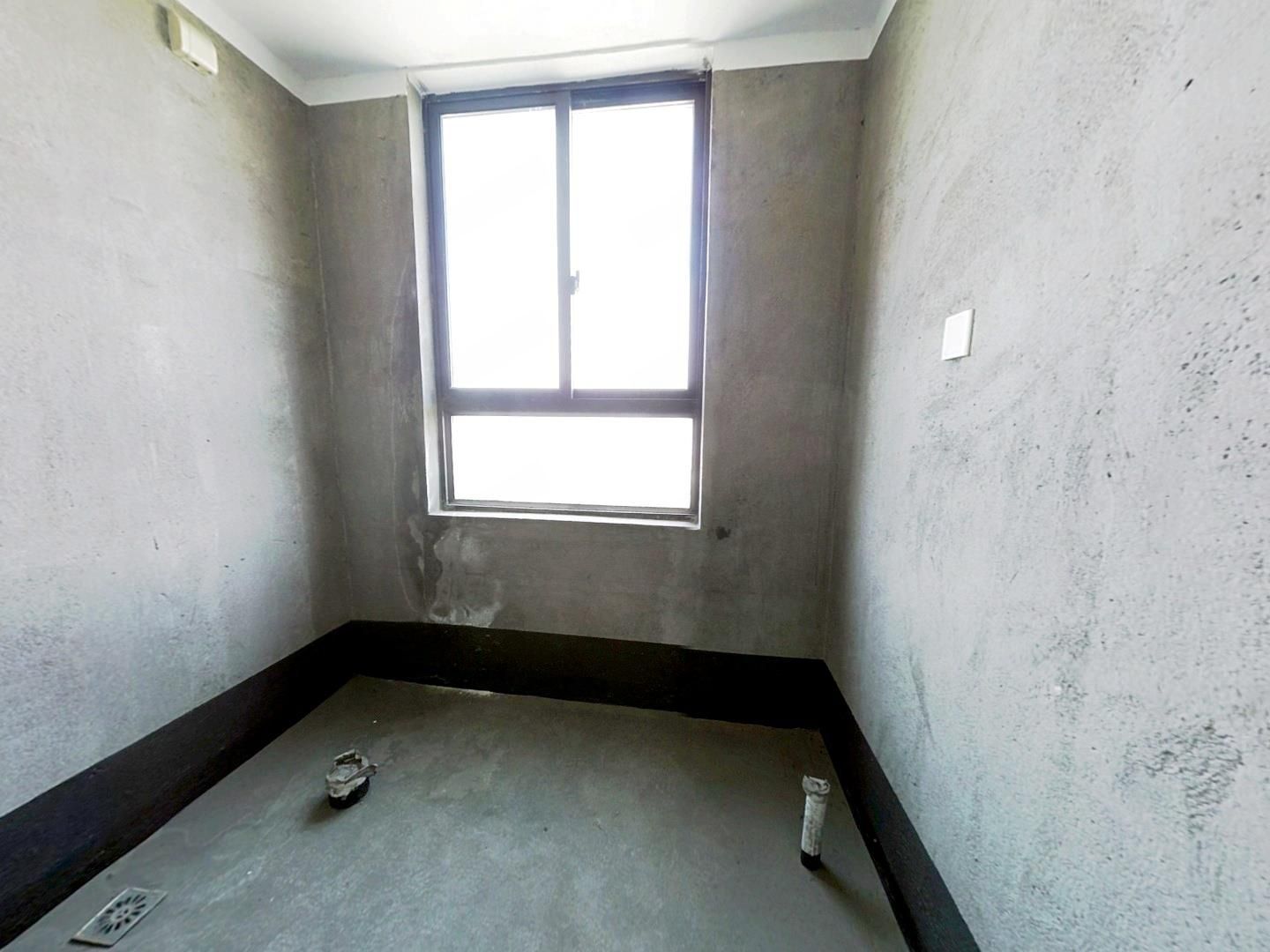 仁和景苑 3室2厅1卫 124m&sup2;