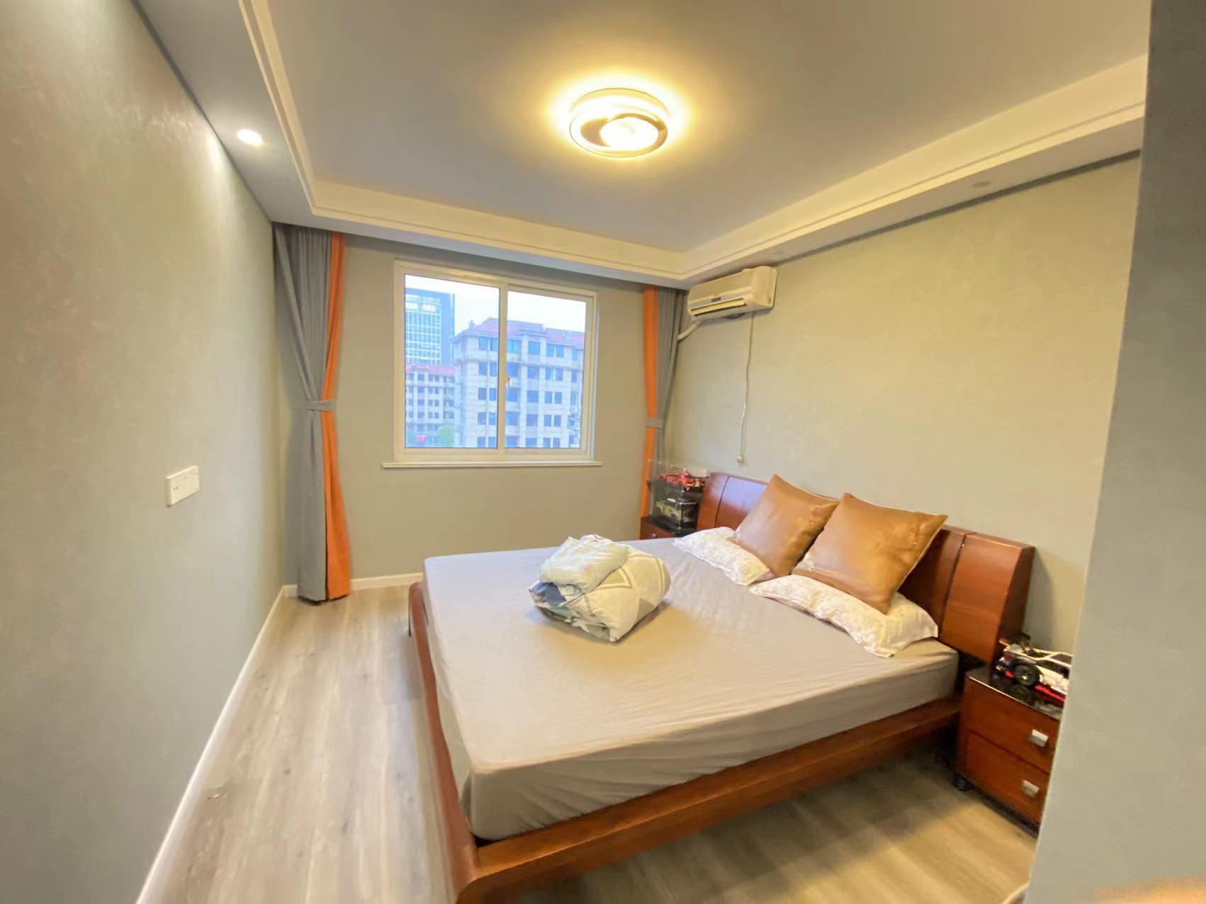 海港新村 3室2厅1卫 94.00m&sup2;