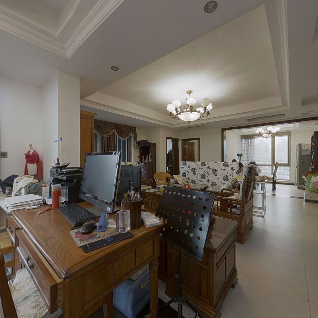绿城玉兰公寓 4室2厅2卫 183.00m²