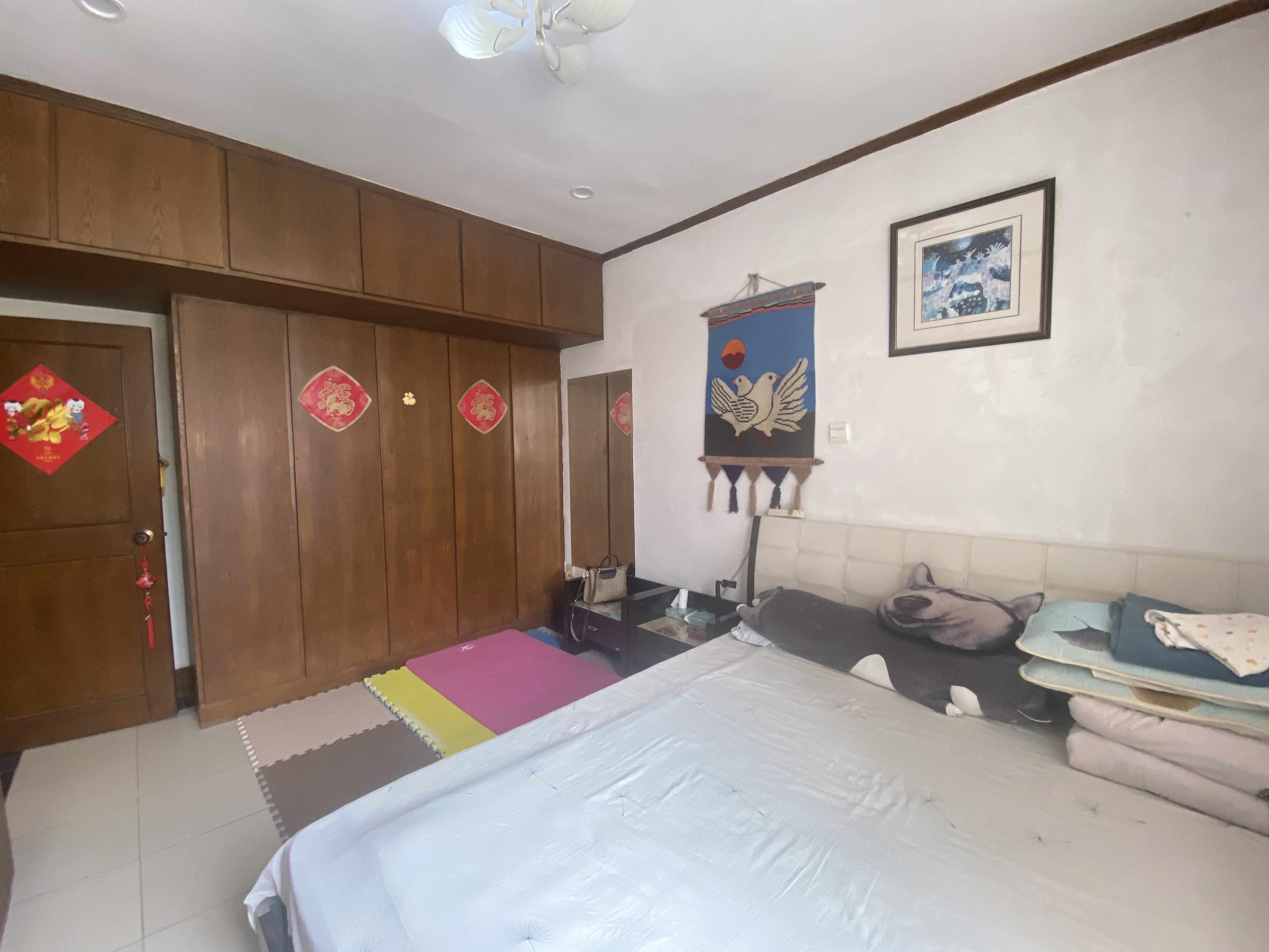易家桥新村 3室2厅1卫 90.00m&sup2;