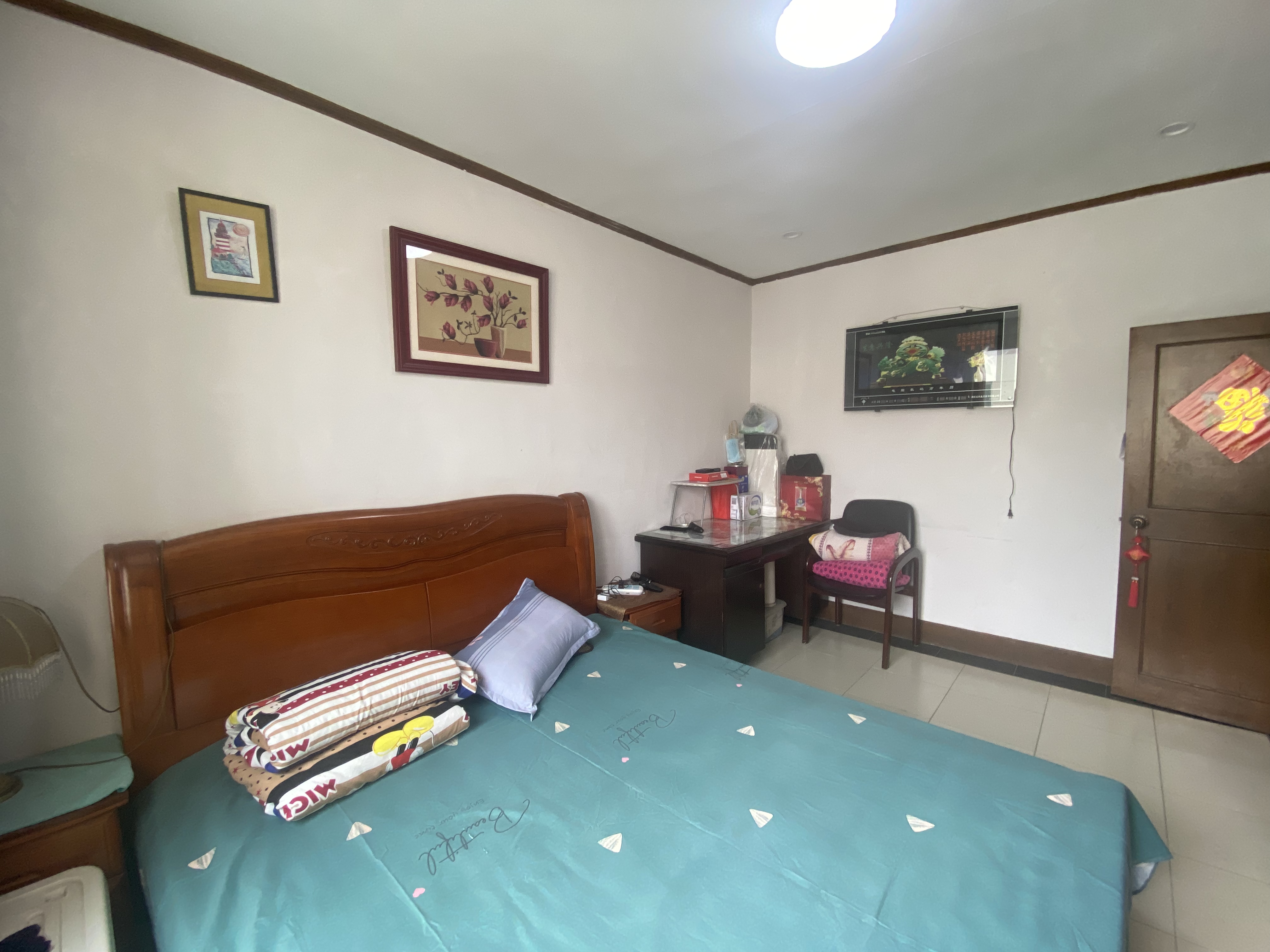易家桥新村 3室2厅1卫 90.00m&sup2;