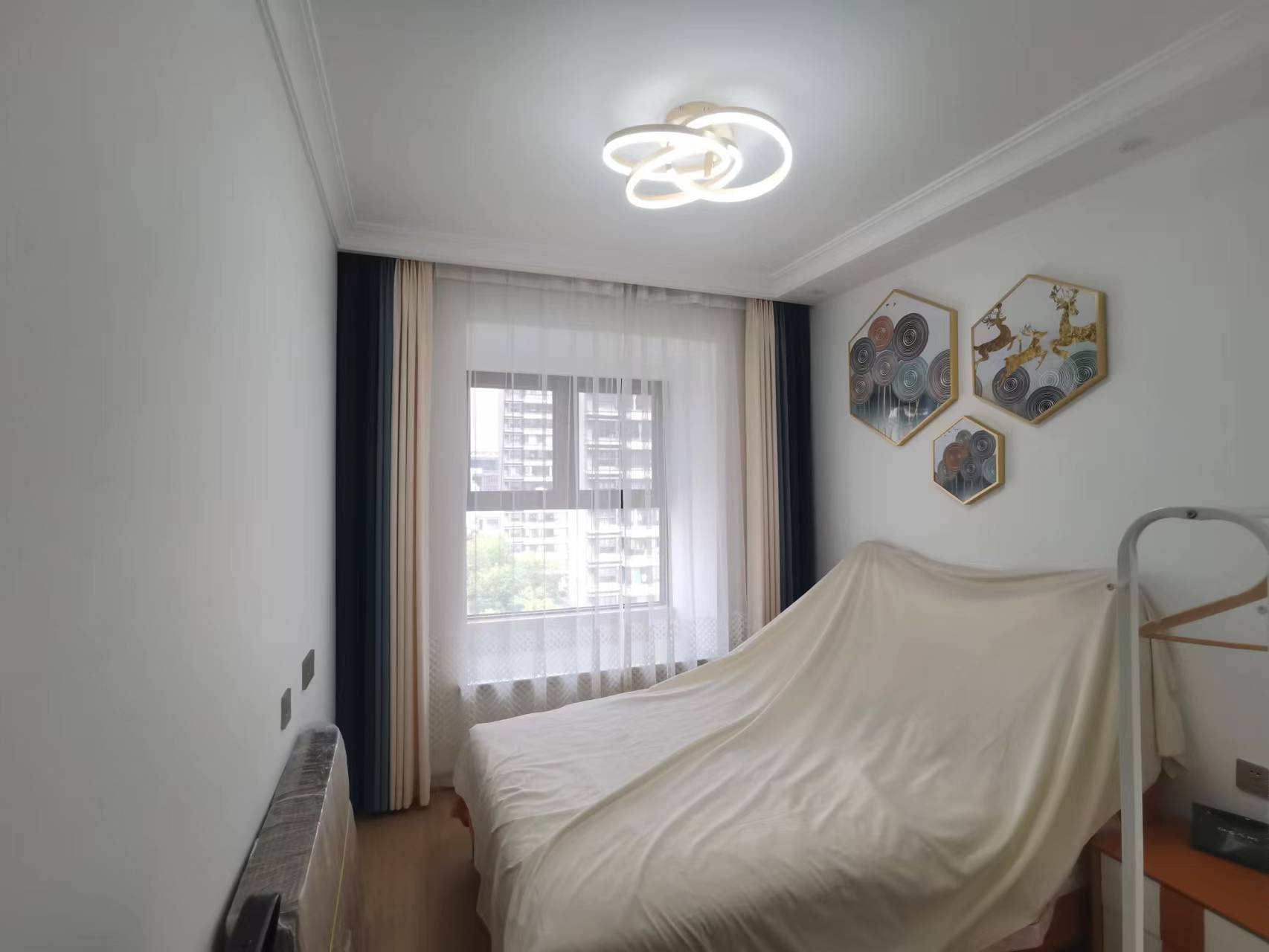 静海府 3室2厅2卫 128m&sup2;