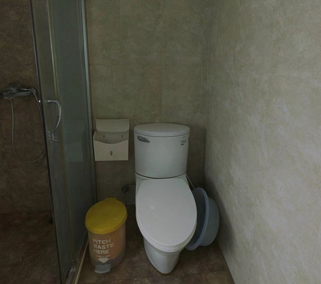 天安花园 4室2厅2卫 165m&sup2;