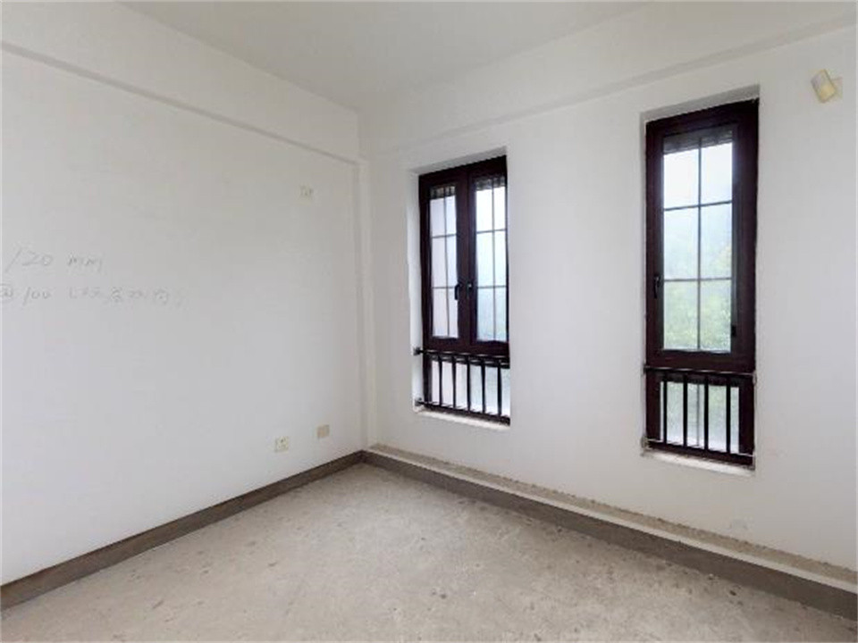 南通壹城水清木华 4室2厅3卫 252.00m&sup2;