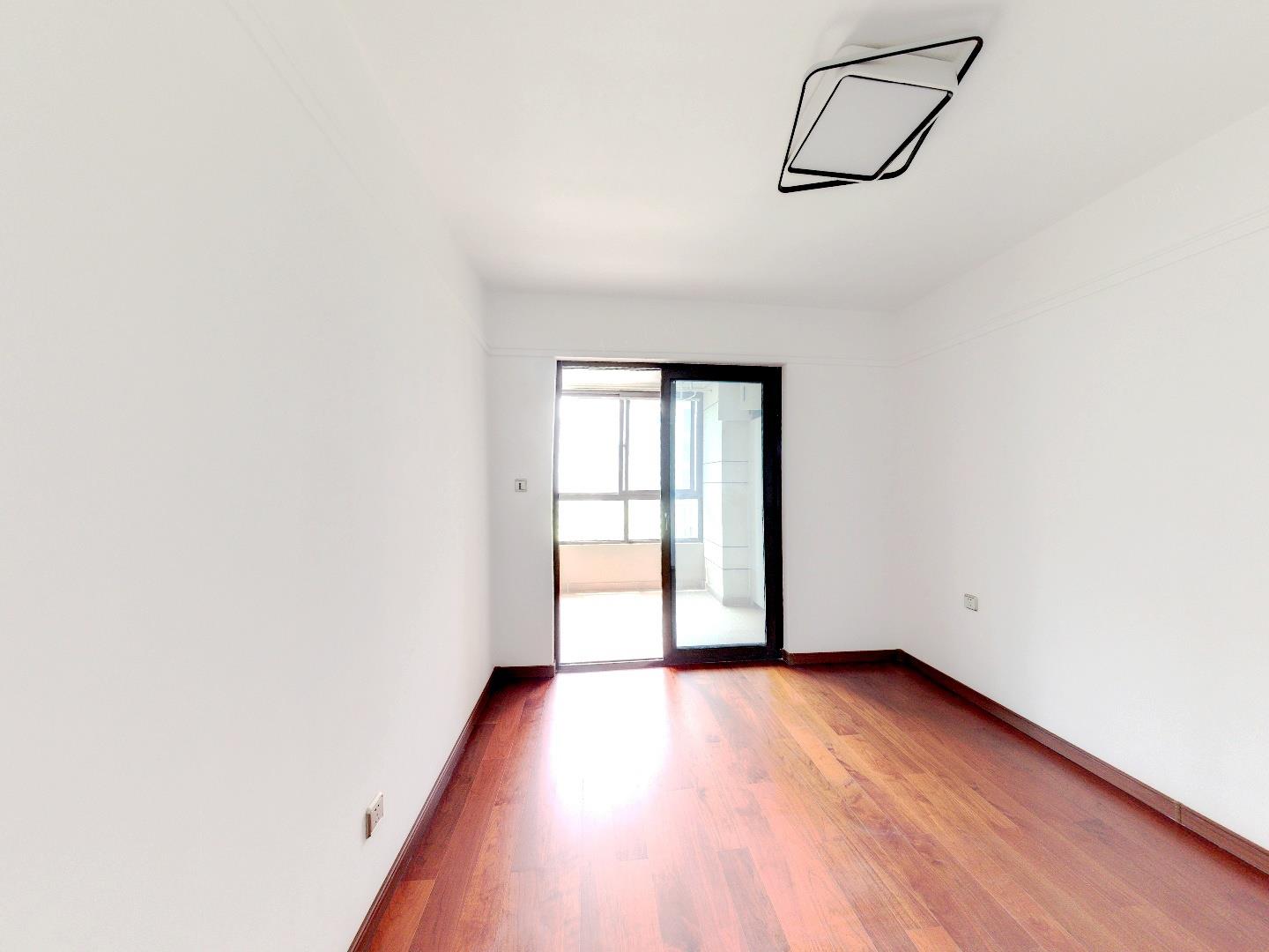 万科白鹭郡 3室2厅2卫 123.00m&sup2;