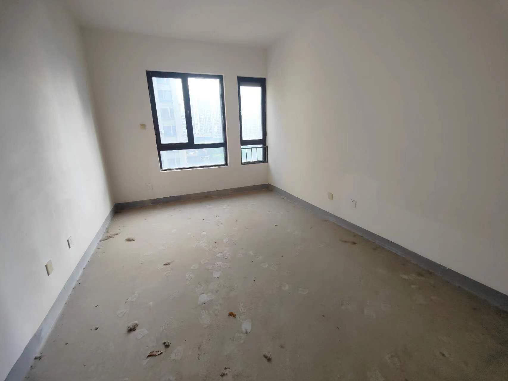 南通橡树湾 5室2厅3卫 253.72m&sup2;