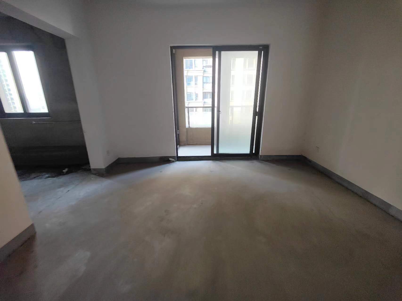 南通橡树湾 5室2厅3卫 253.72m&sup2;