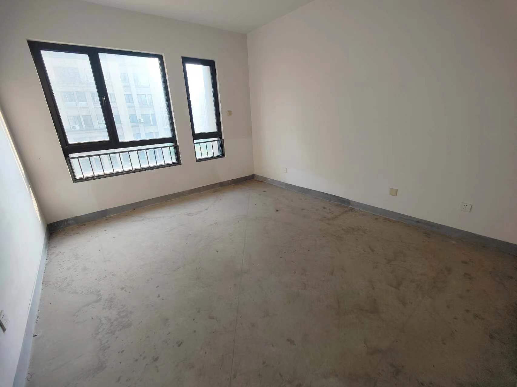 南通橡树湾 5室2厅3卫 253.72m&sup2;