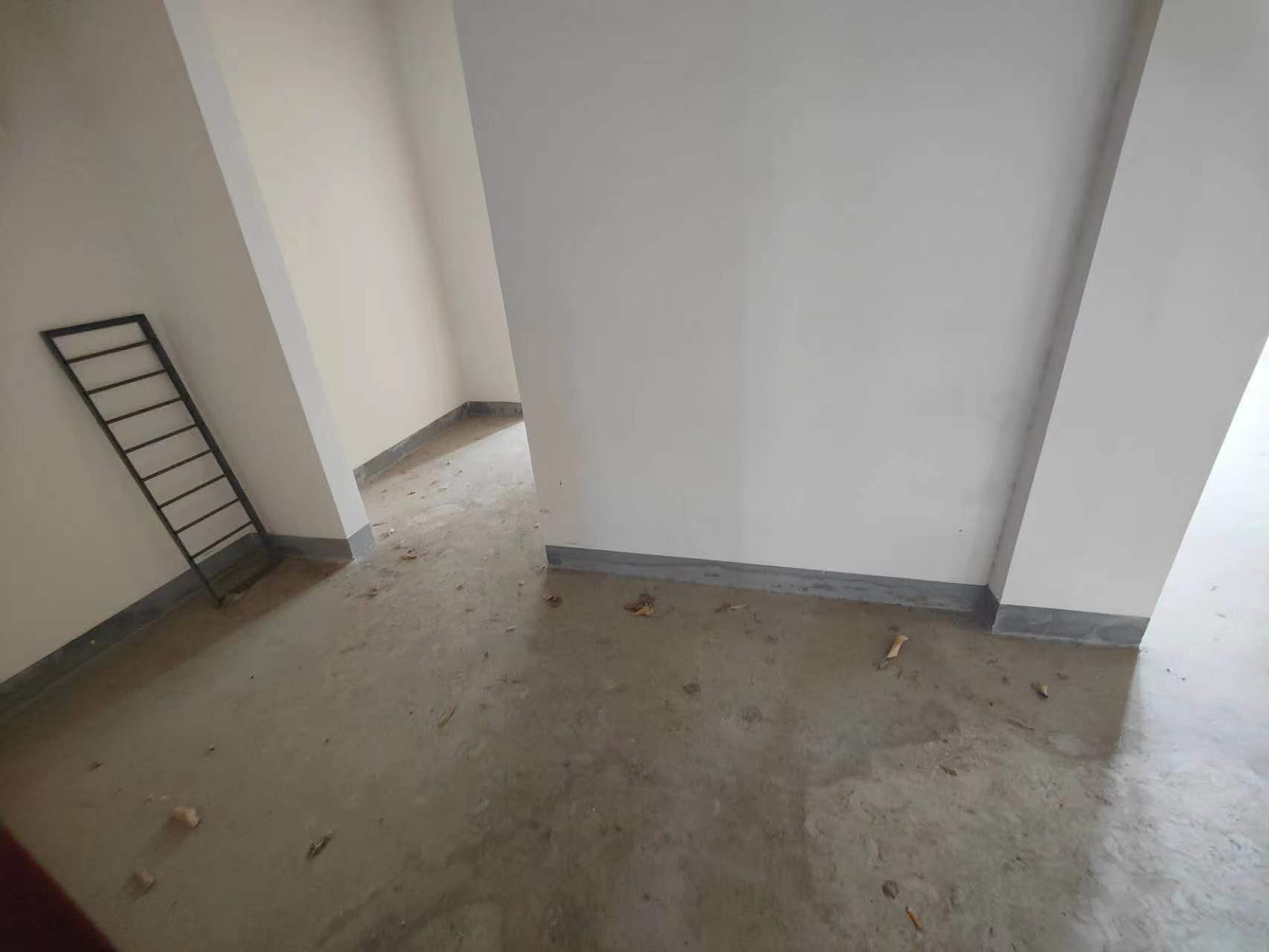 南通橡树湾 5室2厅3卫 253.72m&sup2;