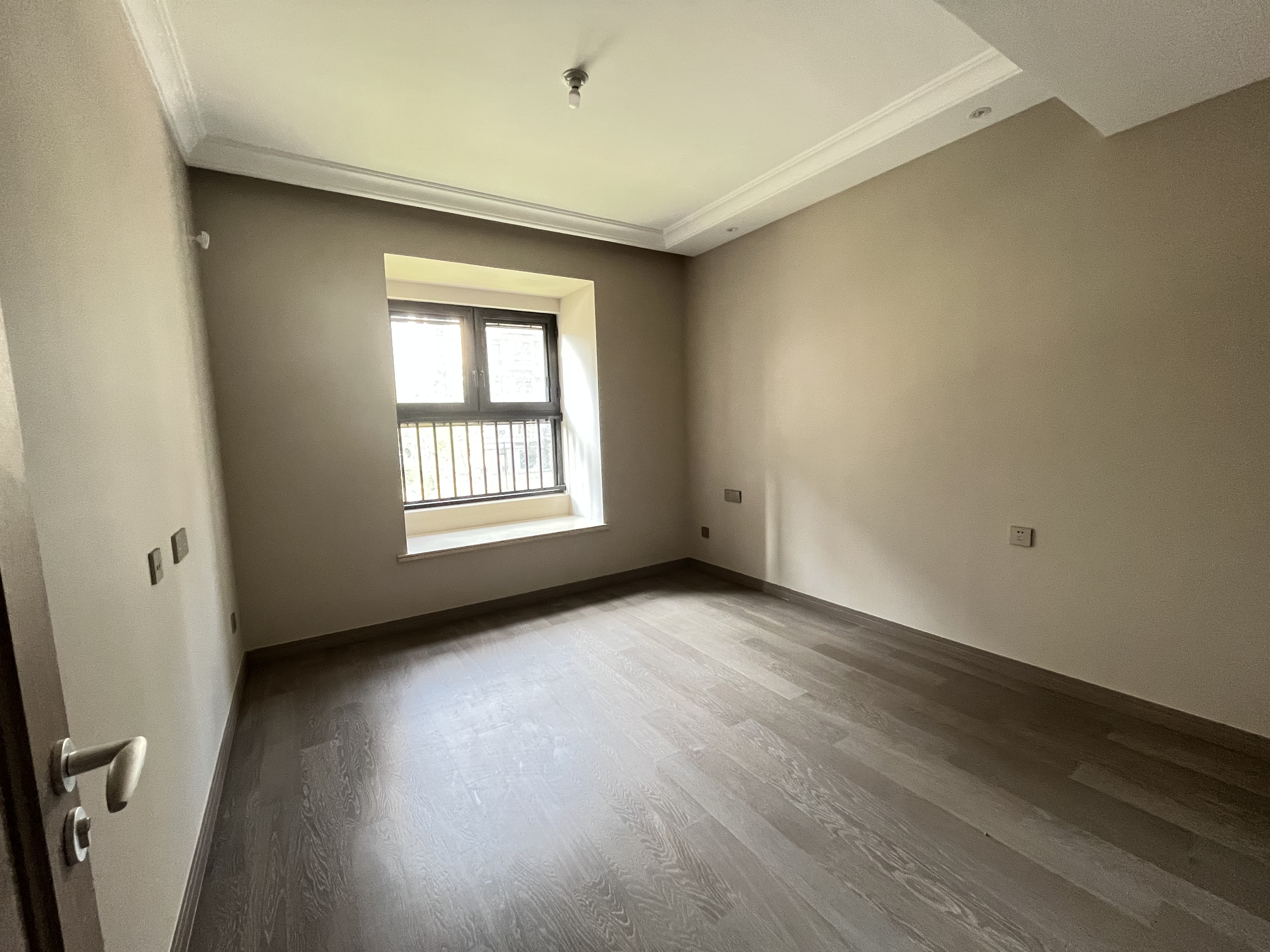 静海府 3室2厅2卫 129.33m&sup2;