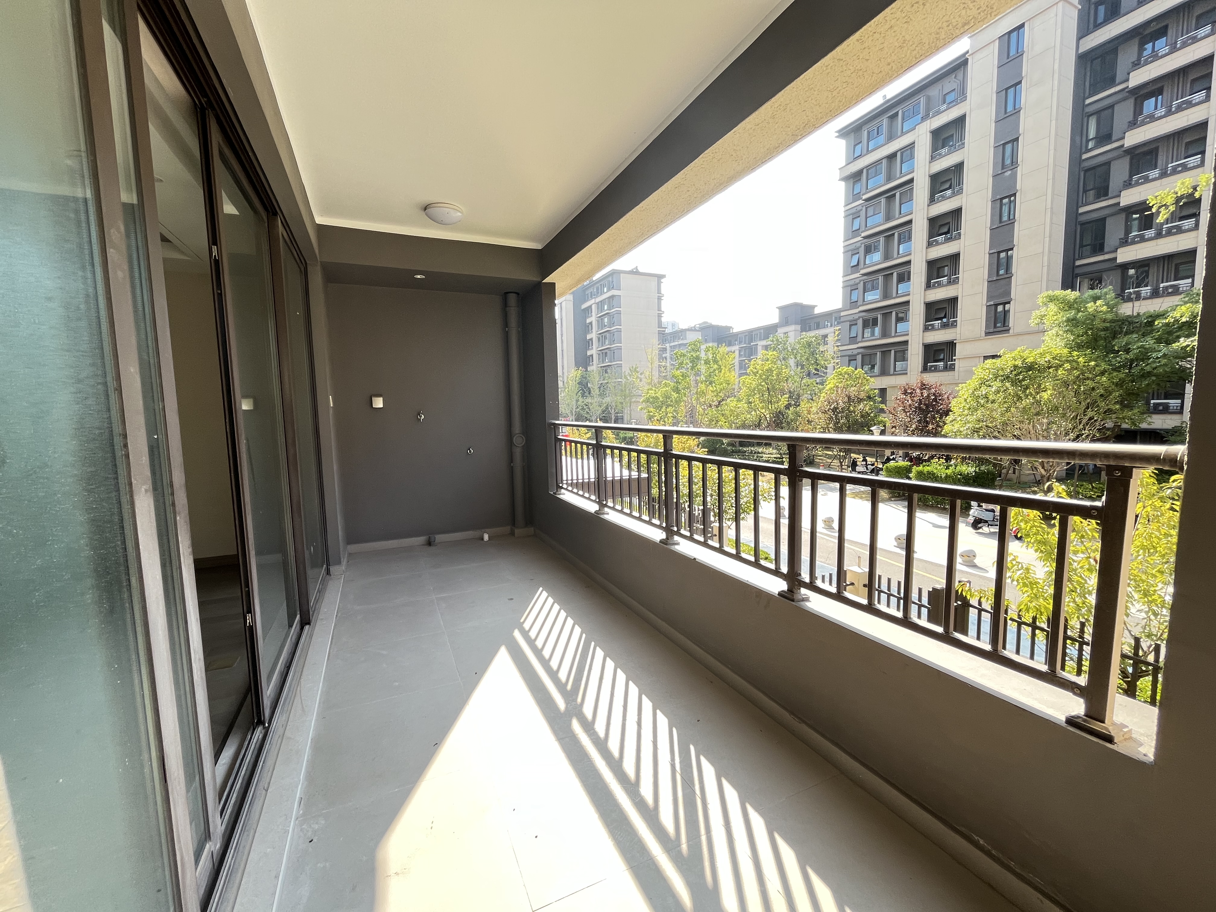 静海府 3室2厅2卫 129.33m&sup2;