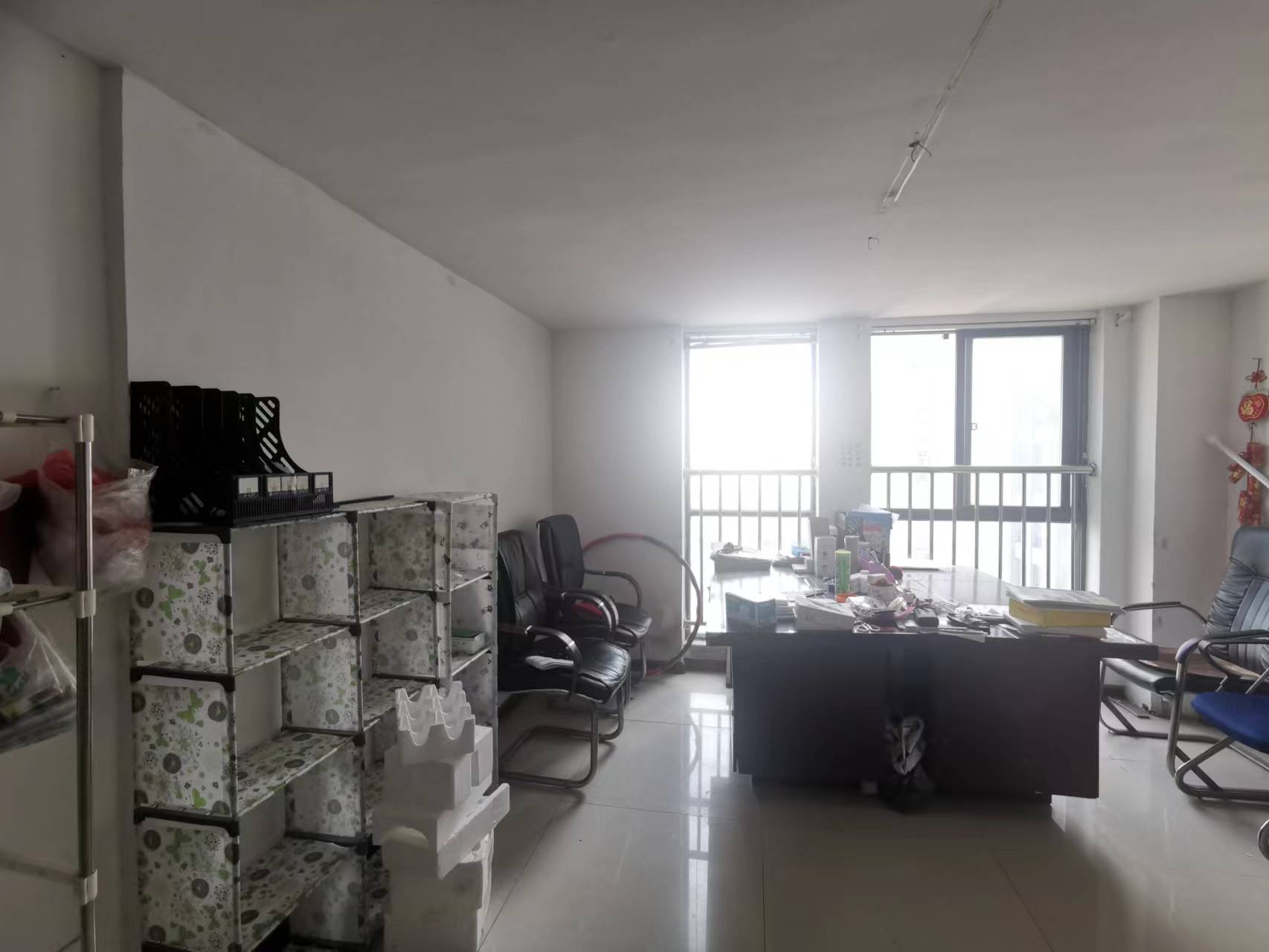鸿运装饰城 1室1厅1卫 43m&sup2;
